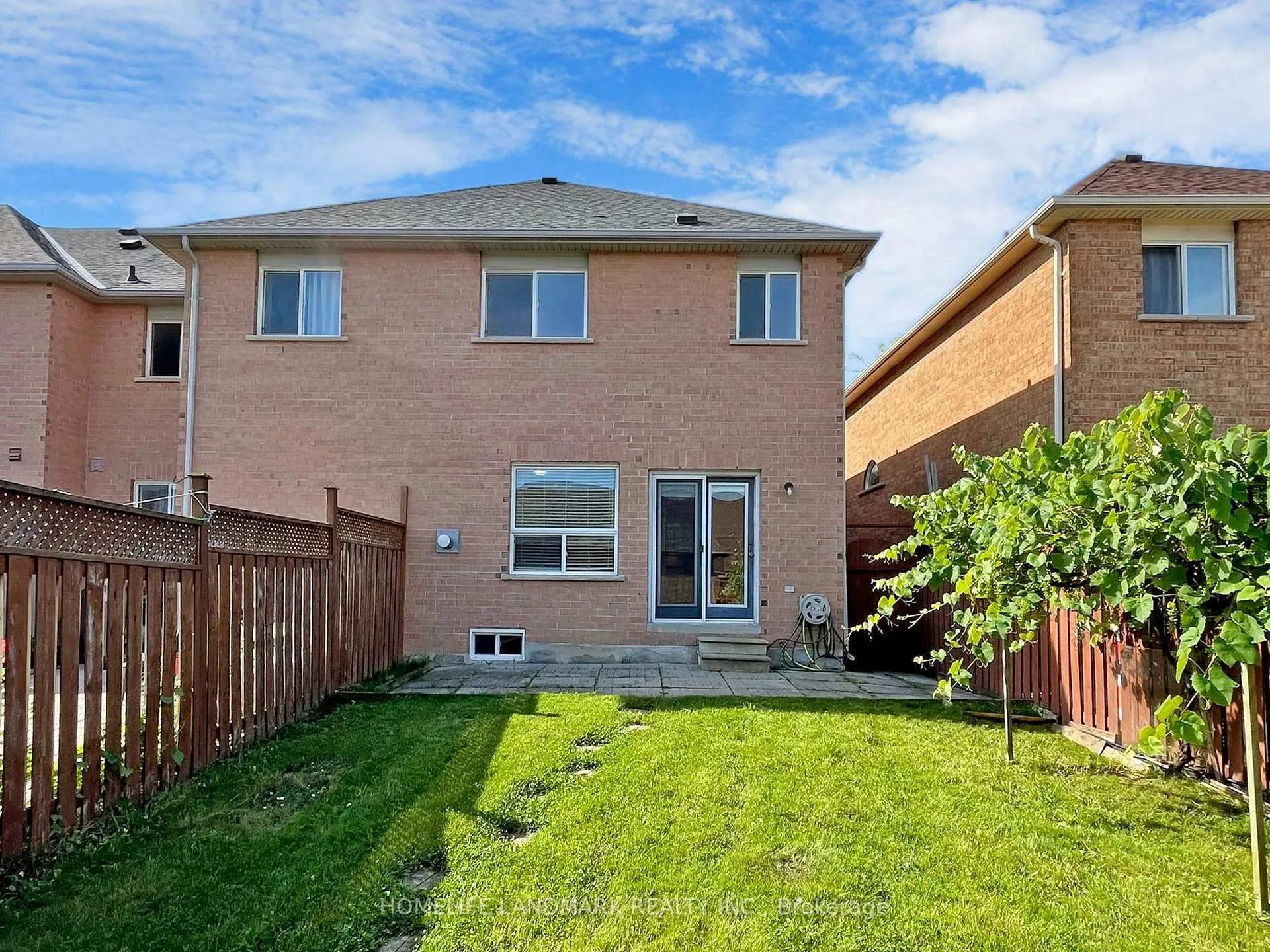 Photo 24 of 60 Cariglia Trail, Markham, Village Green-South Unionville — HOMEH