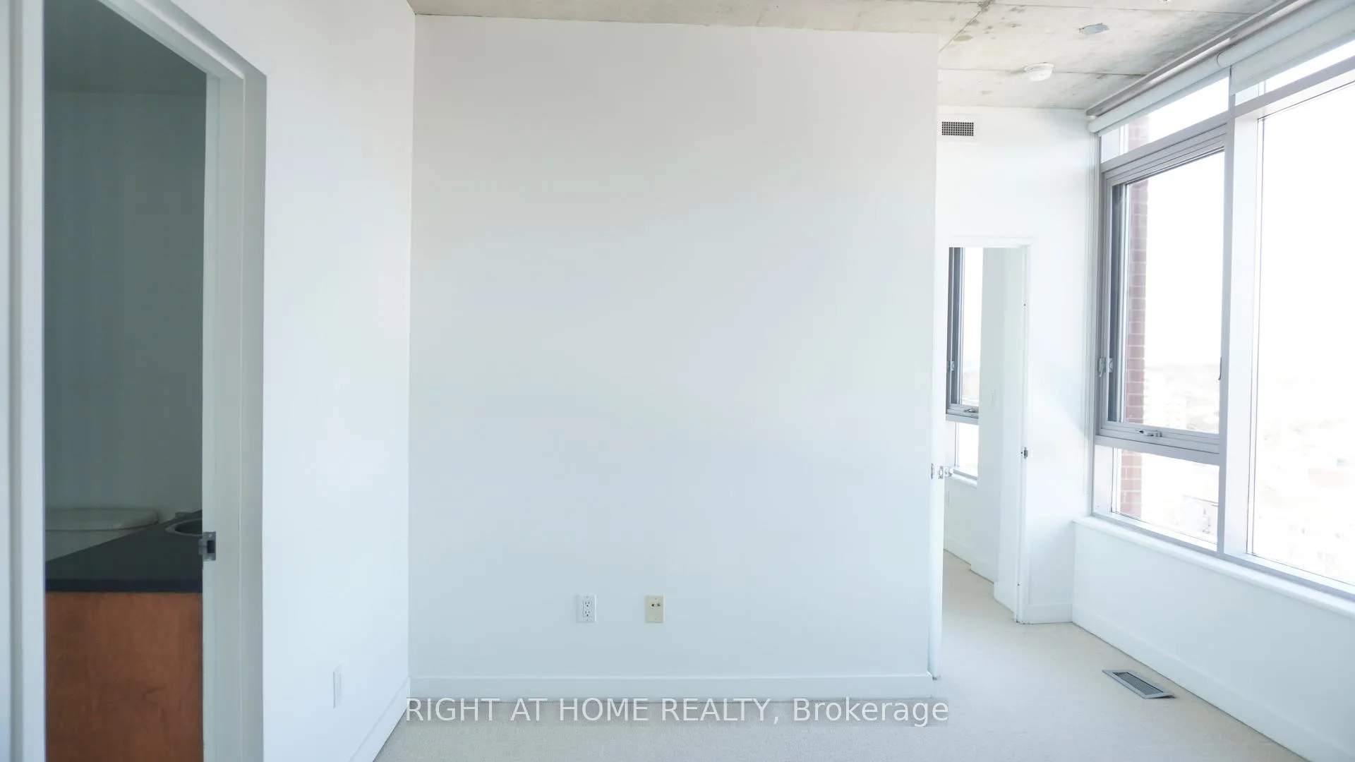 Photo 18 of Unit 904, 383 Cumberland Street, Ottawa, Lower Town/Byward Market — HOMEH
