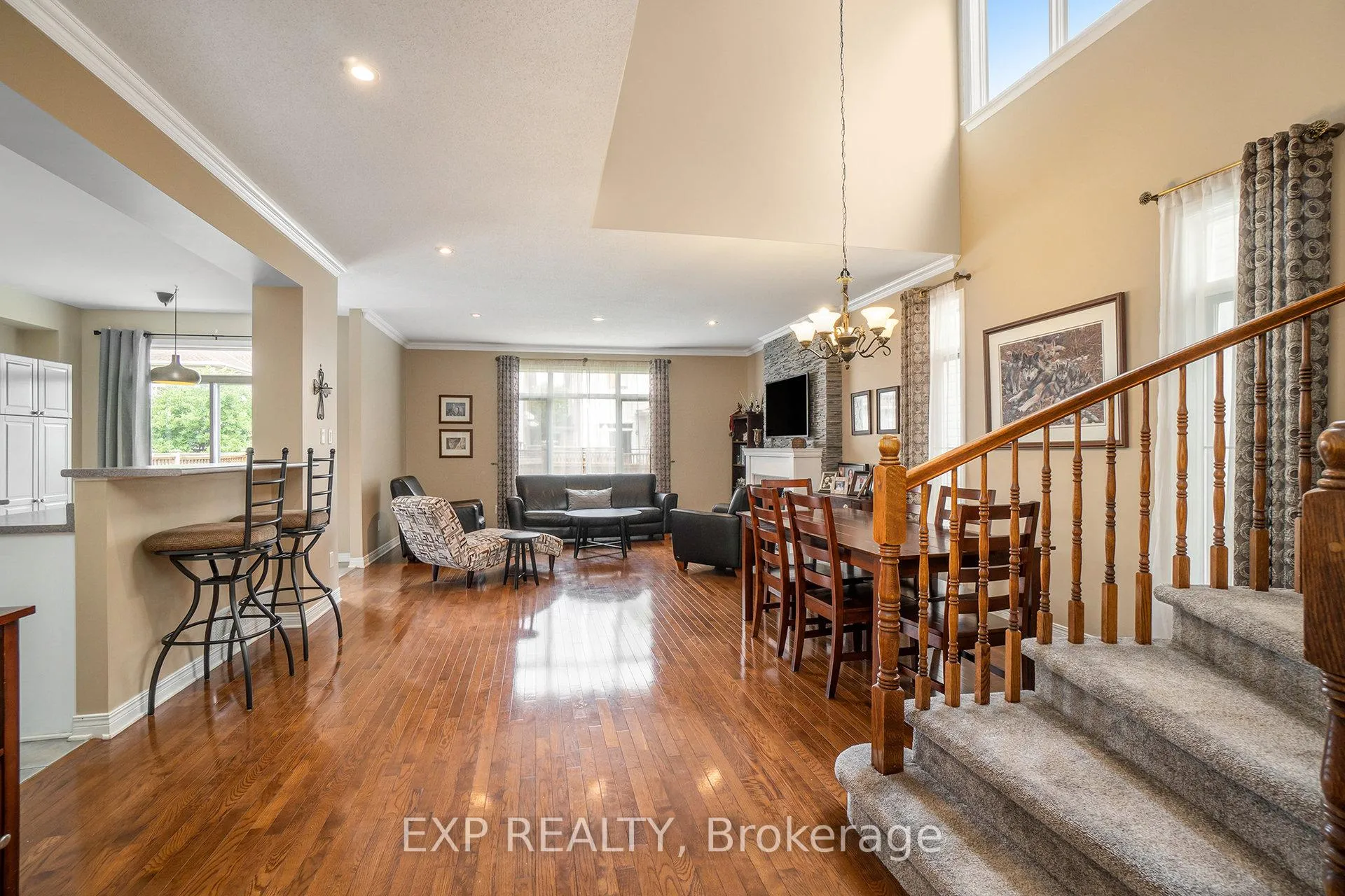 Photo 4 of 15 Escade Drive, Ottawa, Barrhaven East — HOMEH