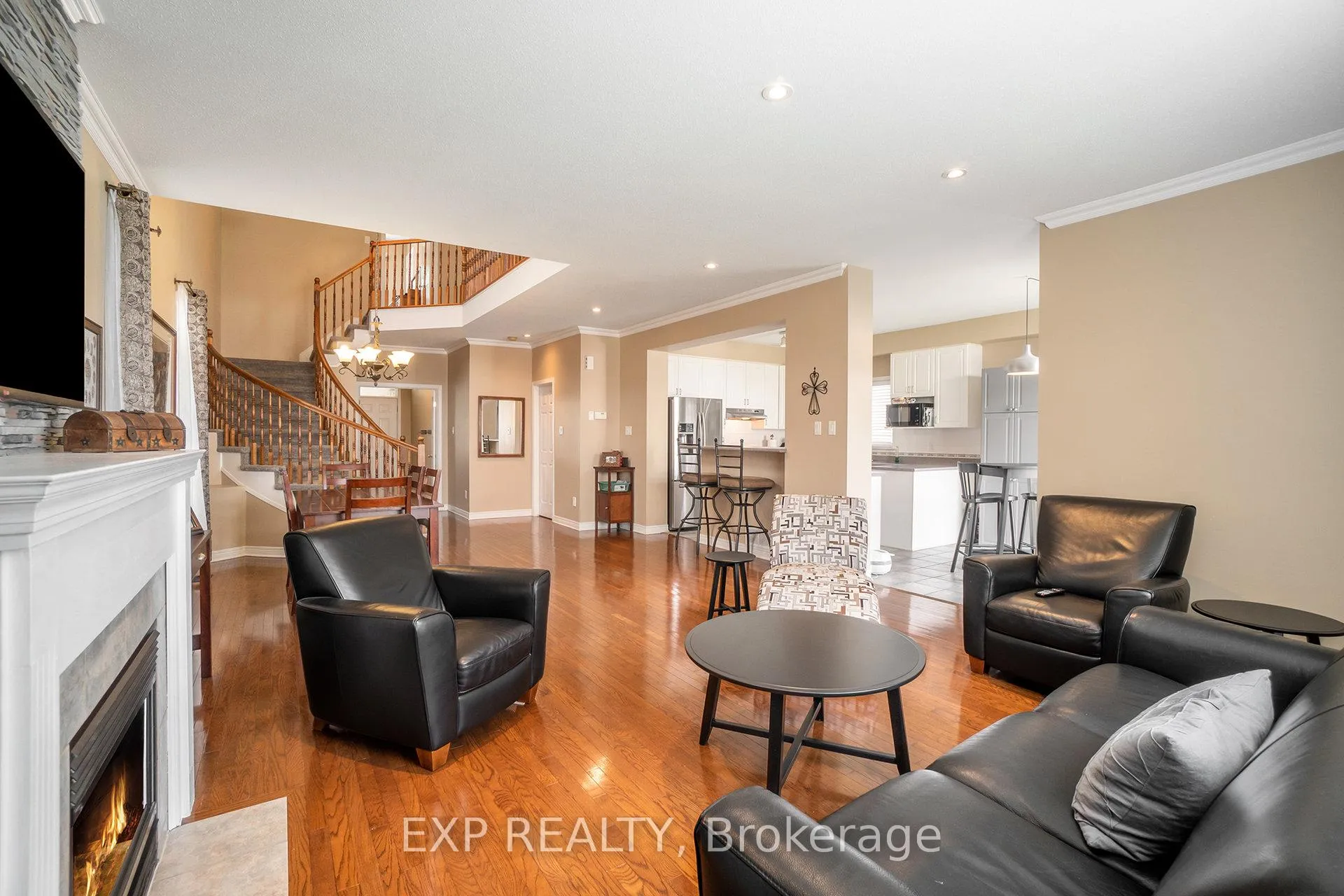 Photo 7 of 15 Escade Drive, Ottawa, Barrhaven East — HOMEH