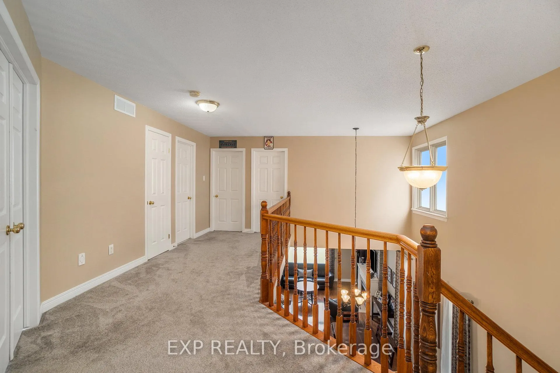 Photo 17 of 15 Escade Drive, Ottawa, Barrhaven East — HOMEH