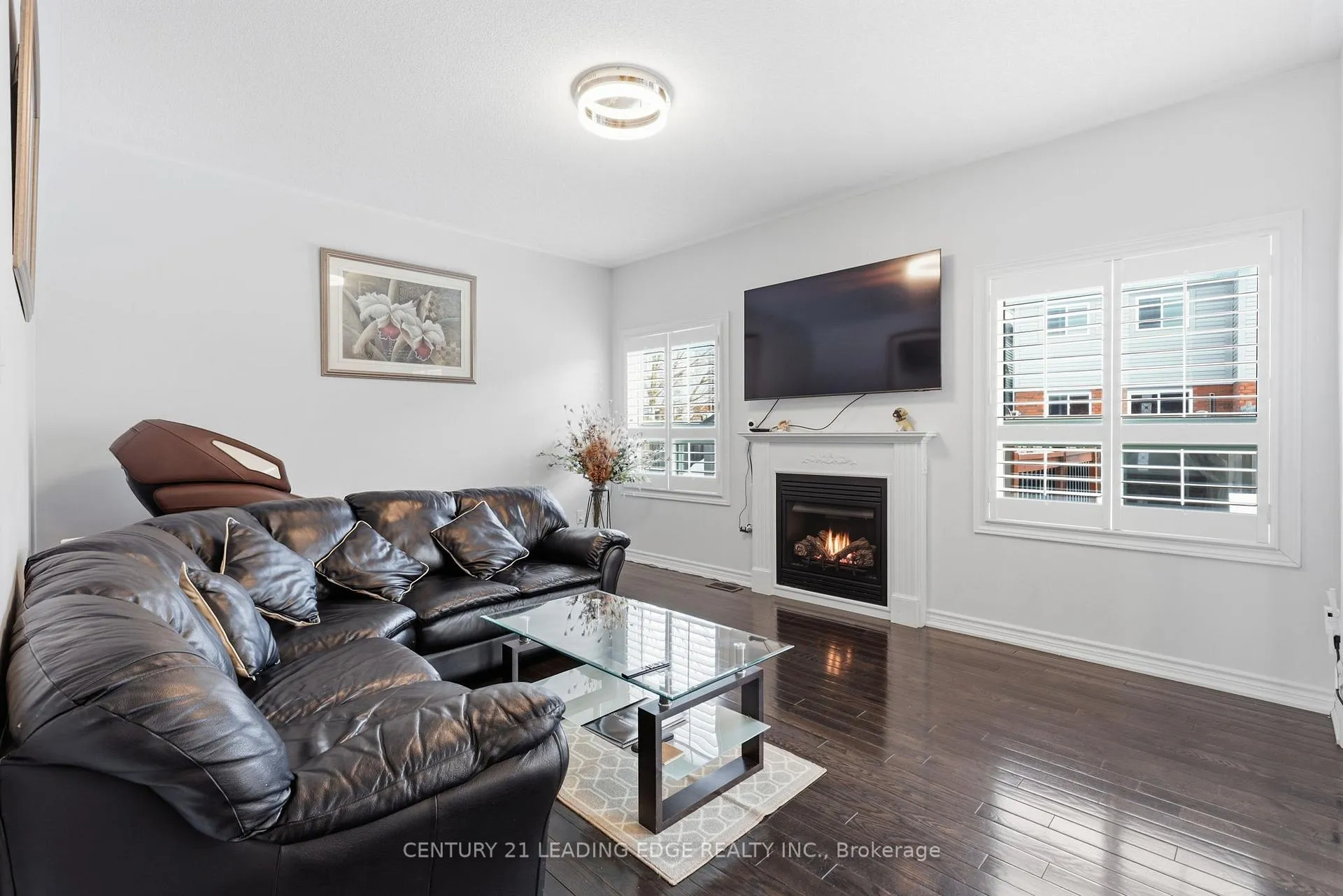 Photo 9 of 101 Monarchy Street, Barrie, Innis-Shore — HOMEH