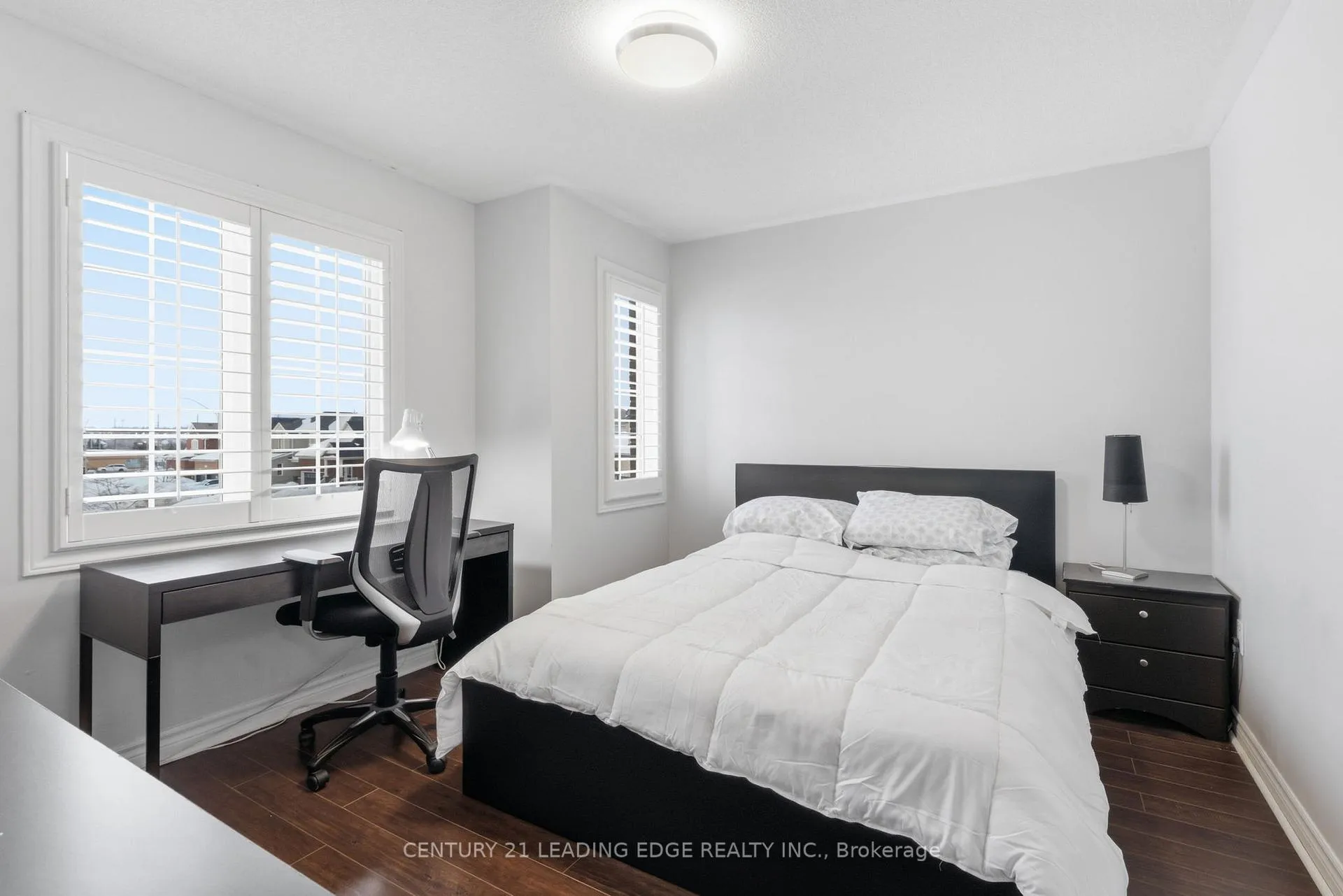 Photo 16 of 101 Monarchy Street, Barrie, Innis-Shore — HOMEH