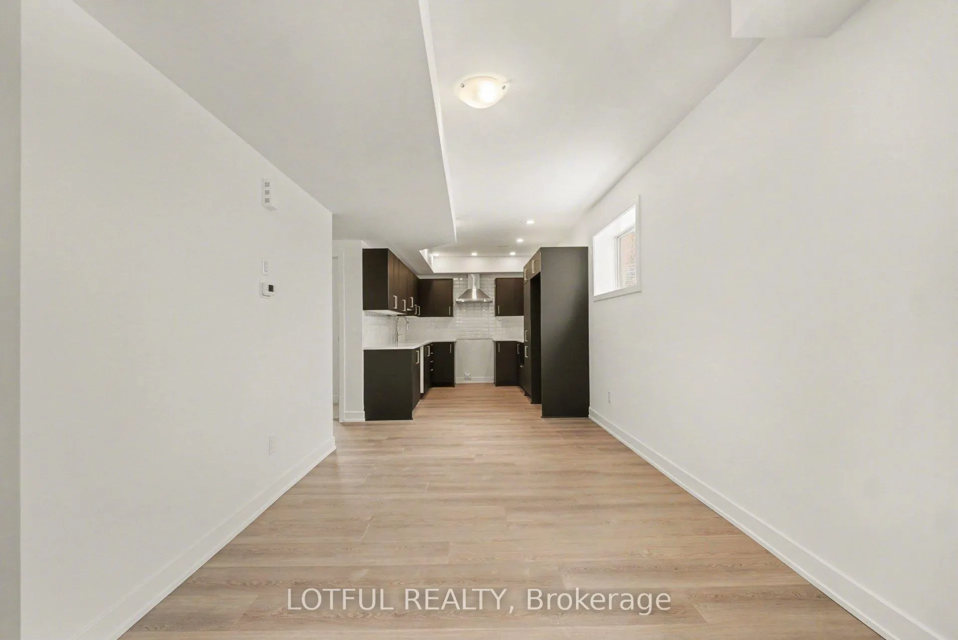 Photo 6 of Unit B, 540 Tahoe Heights, Ottawa, Leitrim — HOMEH