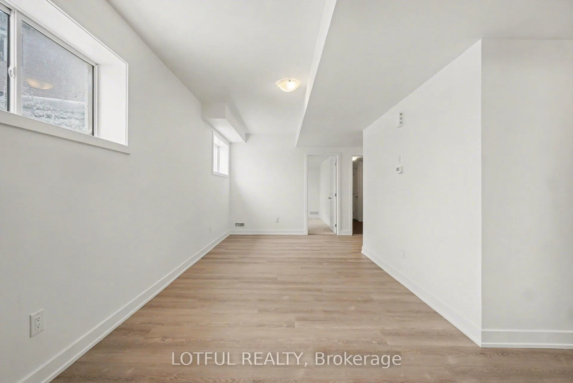 Photo 11 of Unit B, 540 Tahoe Heights, Ottawa, Leitrim — HOMEH