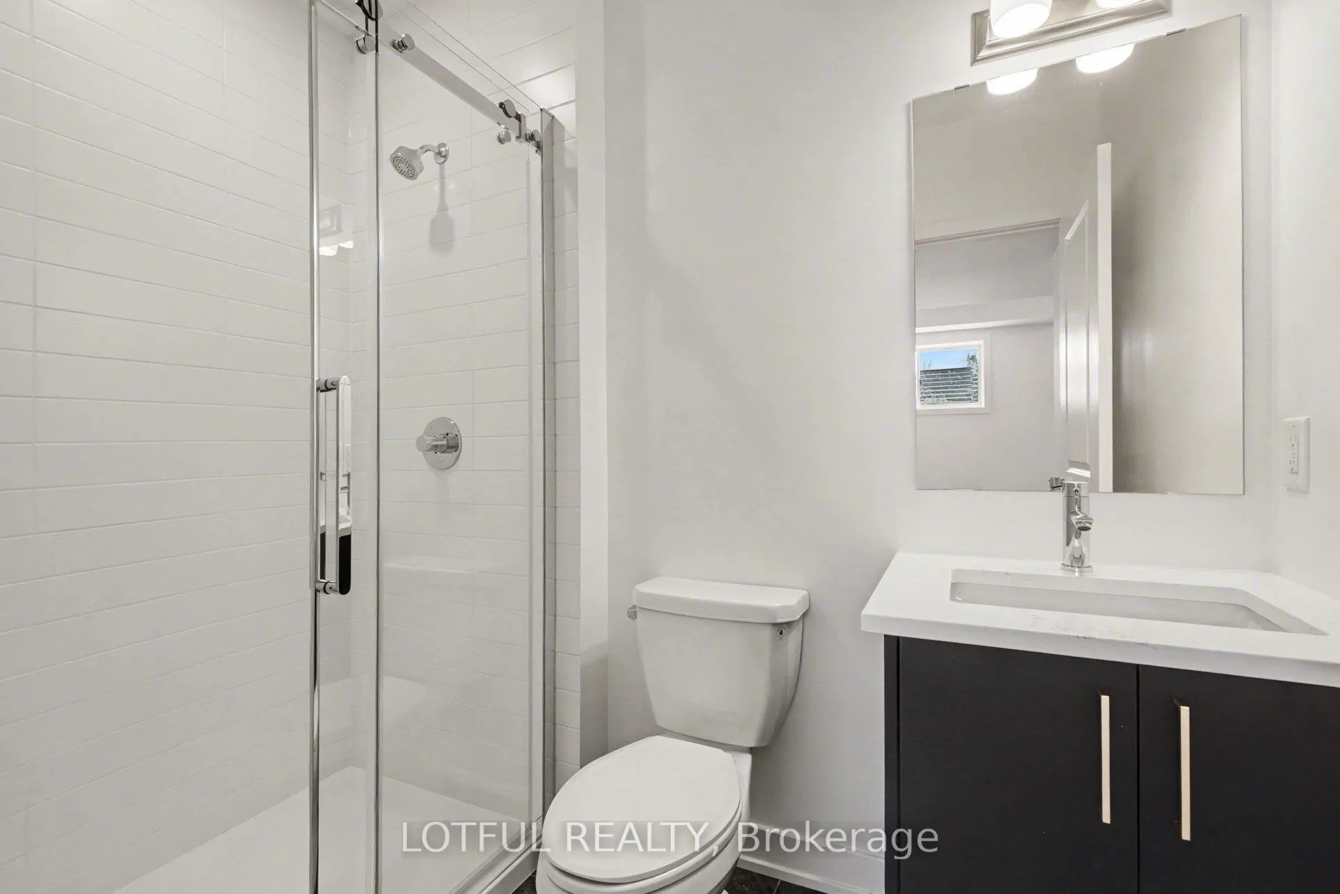 Photo 15 of Unit B, 540 Tahoe Heights, Ottawa, Leitrim — HOMEH