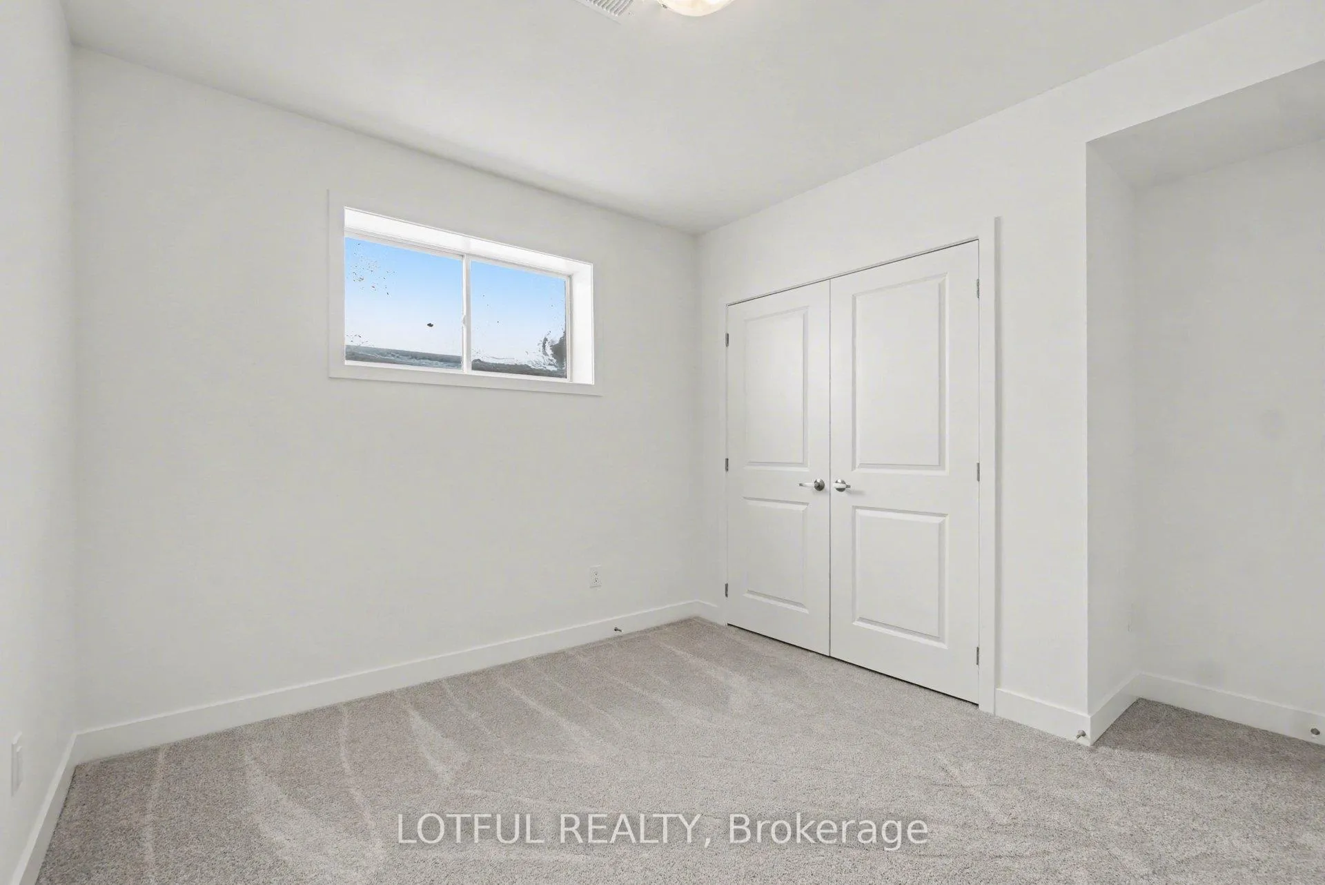 Photo 19 of Unit B, 540 Tahoe Heights, Ottawa, Leitrim — HOMEH