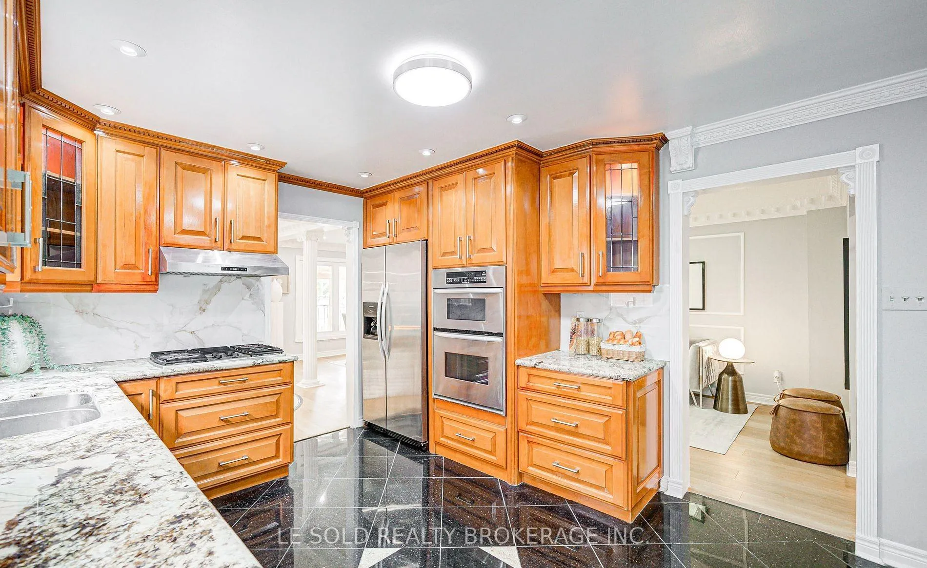 Photo 5 of Unit Upper, 110 Cimmaron Street, Markham, Middlefield — HOMEH
