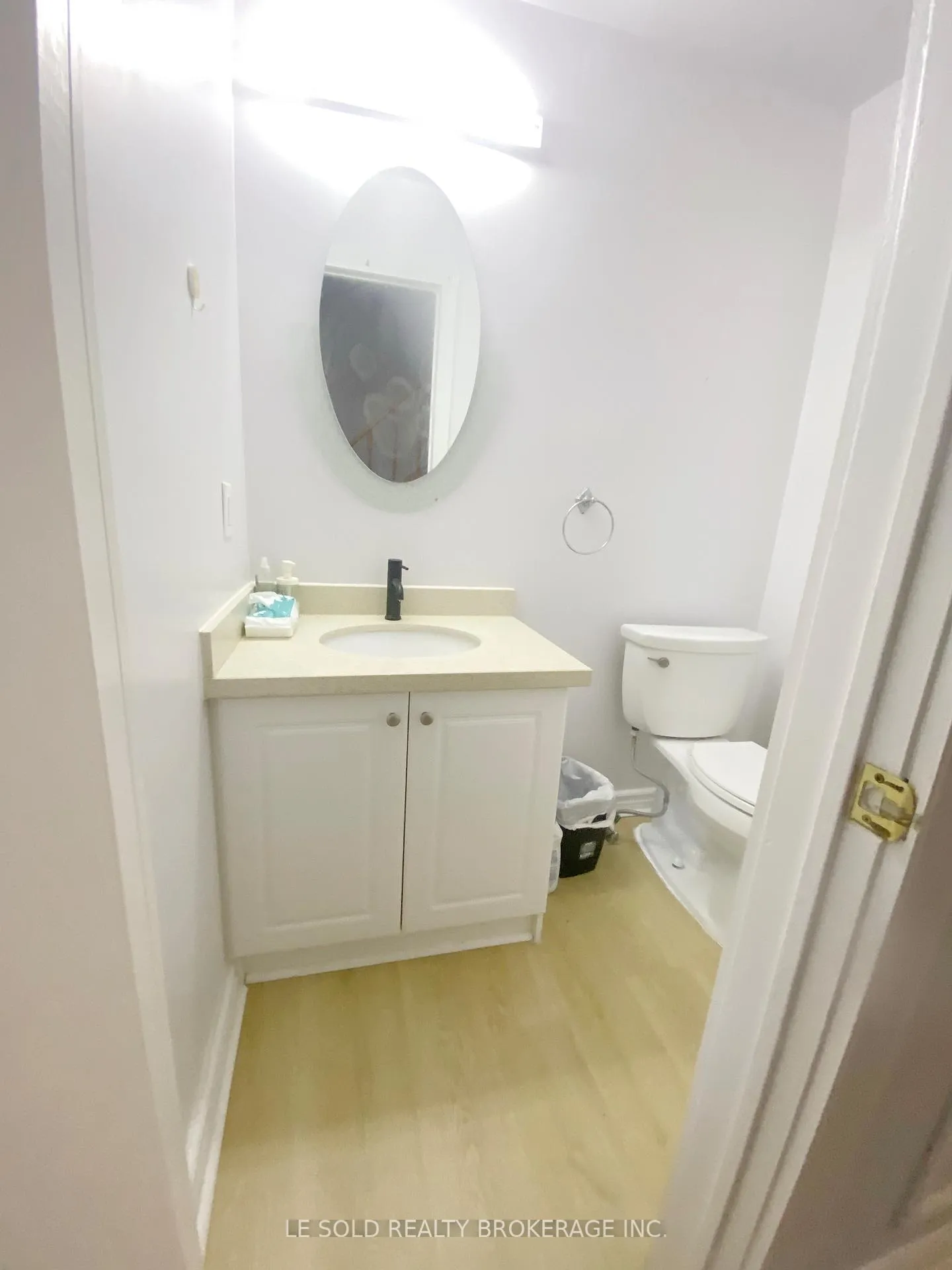 Photo 7 of Unit Upper, 110 Cimmaron Street, Markham, Middlefield — HOMEH