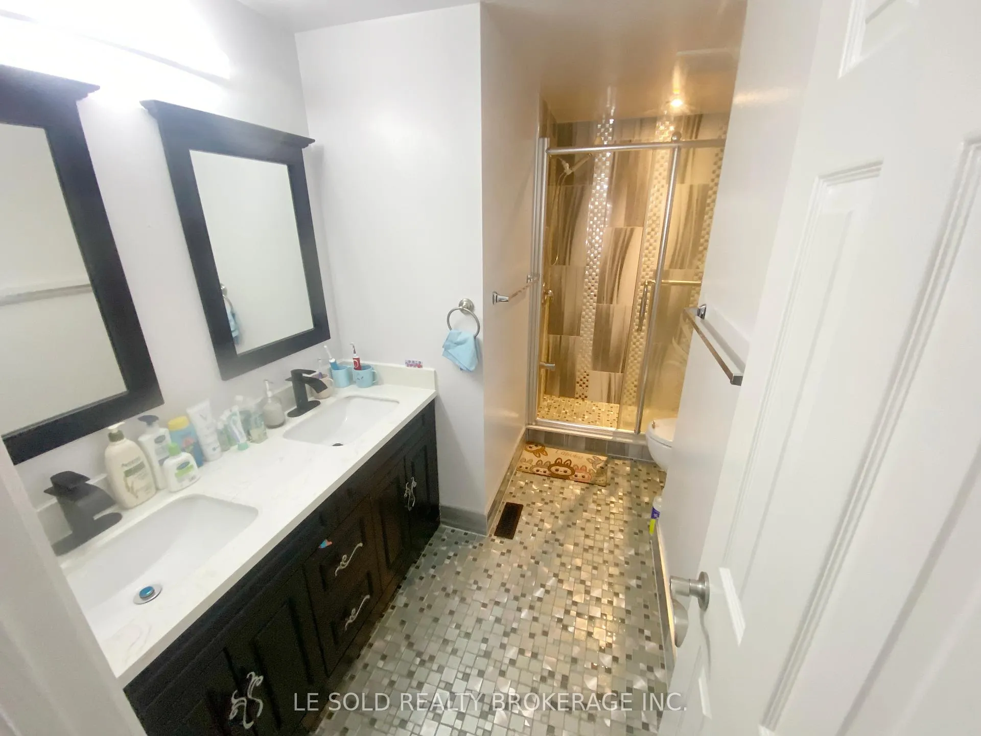 Photo 18 of Unit Upper, 110 Cimmaron Street, Markham, Middlefield — HOMEH