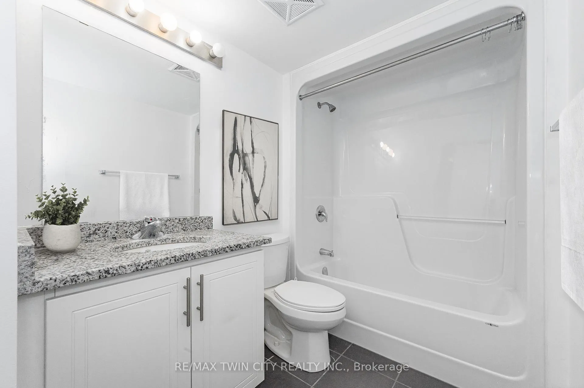 Photo 16 of Unit 410, 155 Commonwealth Street, Kitchener, Larentian West — HOMEH