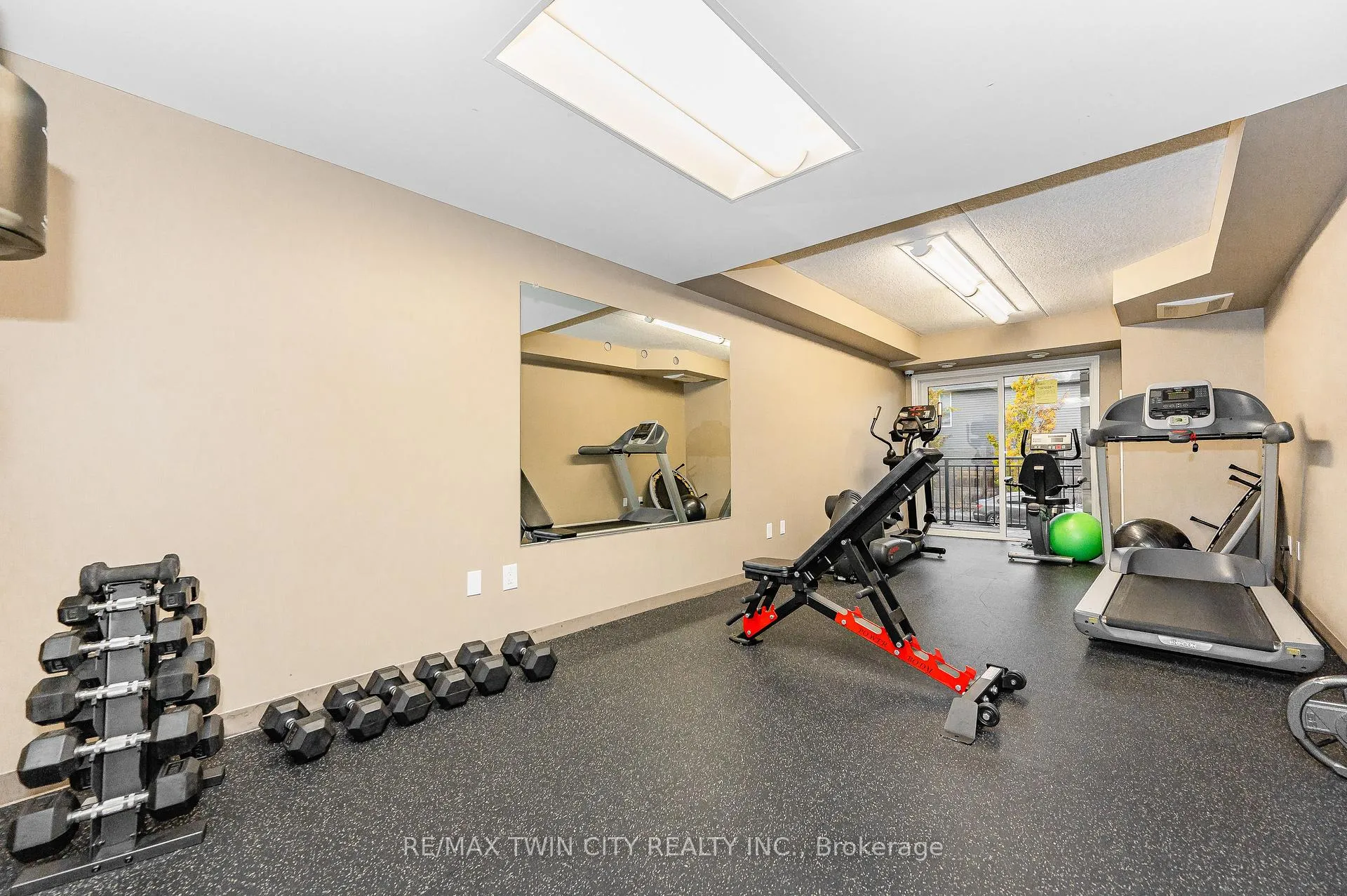 Photo 21 of Unit 410, 155 Commonwealth Street, Kitchener, Larentian West — HOMEH