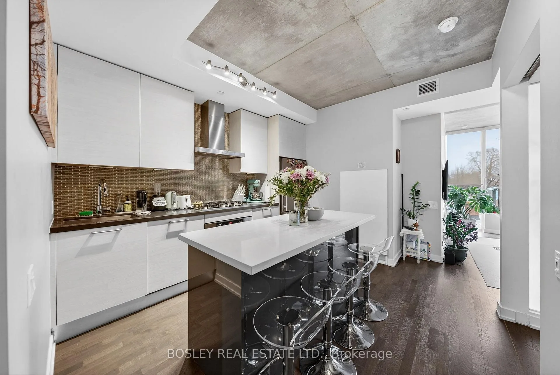 Photo 1 of Unit 301, 60 Haslett Avenue, Toronto, The Beaches — HOMEH