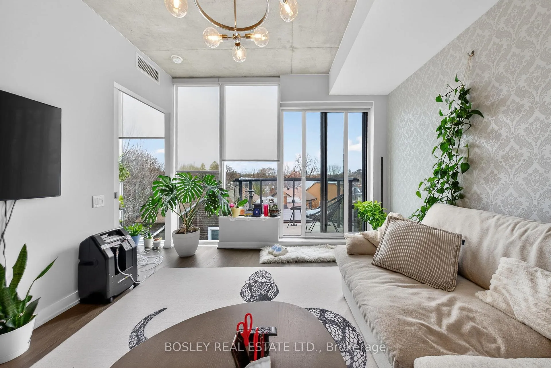 Photo 5 of Unit 301, 60 Haslett Avenue, Toronto, The Beaches — HOMEH
