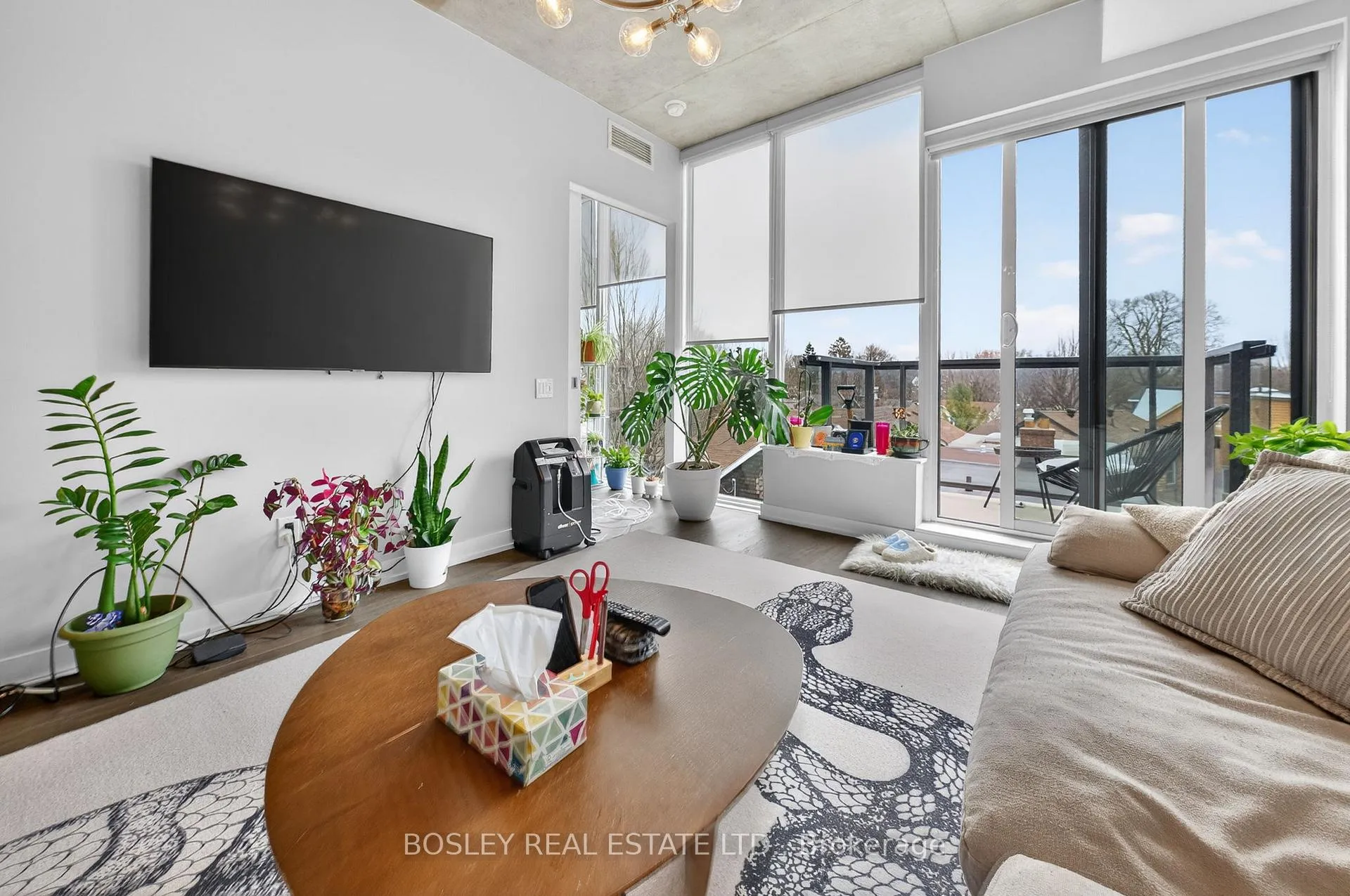 Photo 6 of Unit 301, 60 Haslett Avenue, Toronto, The Beaches — HOMEH