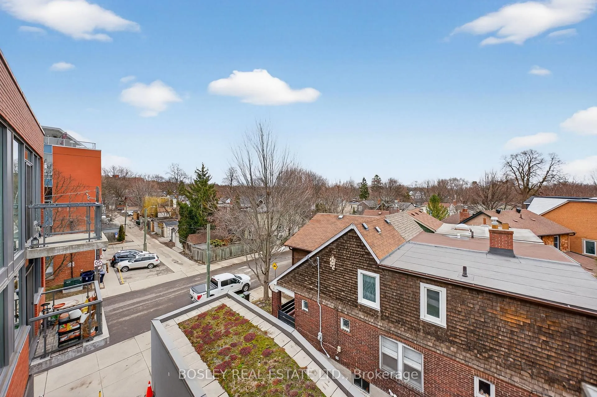 Photo 10 of Unit 301, 60 Haslett Avenue, Toronto, The Beaches — HOMEH