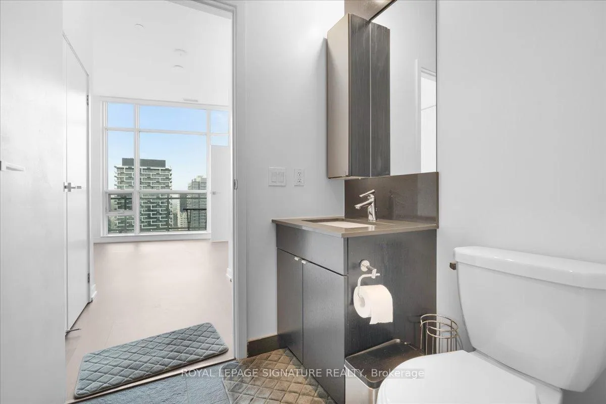 Photo 10 of Unit 3314, 98 Lillian Street, Toronto, Mount Pleasant West — HOMEH