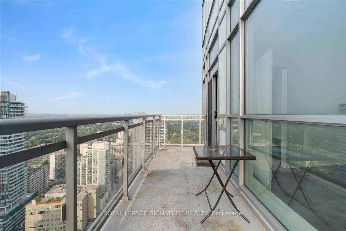 Photo 11 of Unit 3314, 98 Lillian Street, Toronto, Mount Pleasant West — HOMEH