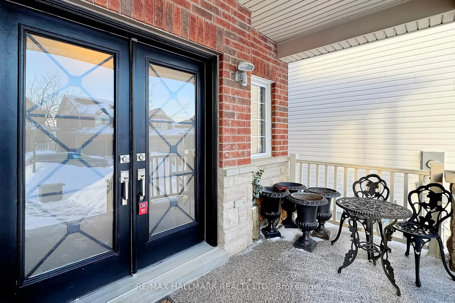 Photo 4 of 1348 Wallig Avenue, Oshawa, Taunton — HOMEH
