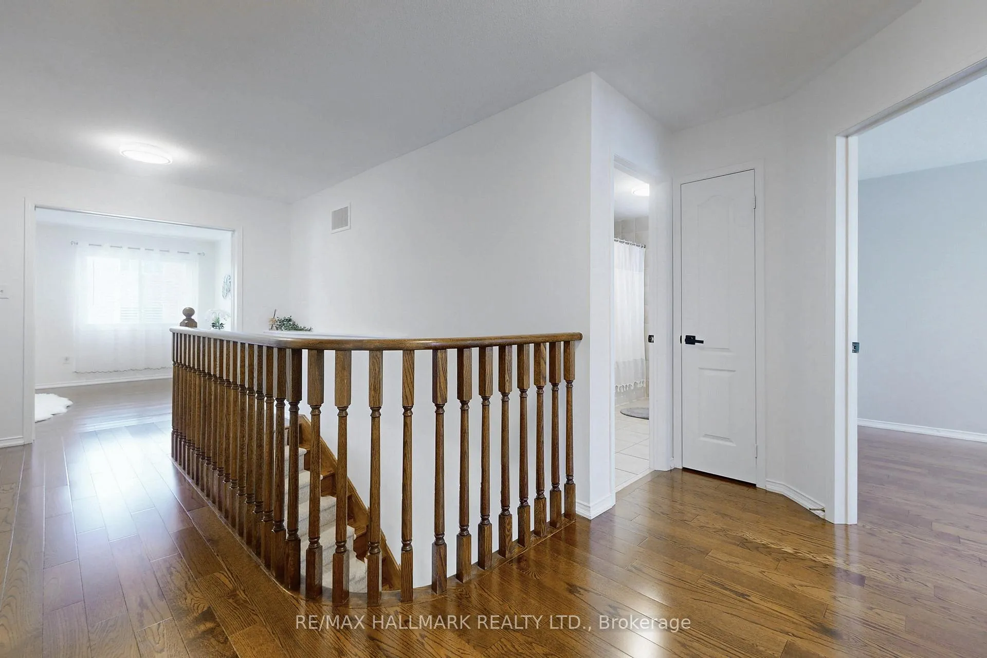 Photo 24 of 1348 Wallig Avenue, Oshawa, Taunton — HOMEH