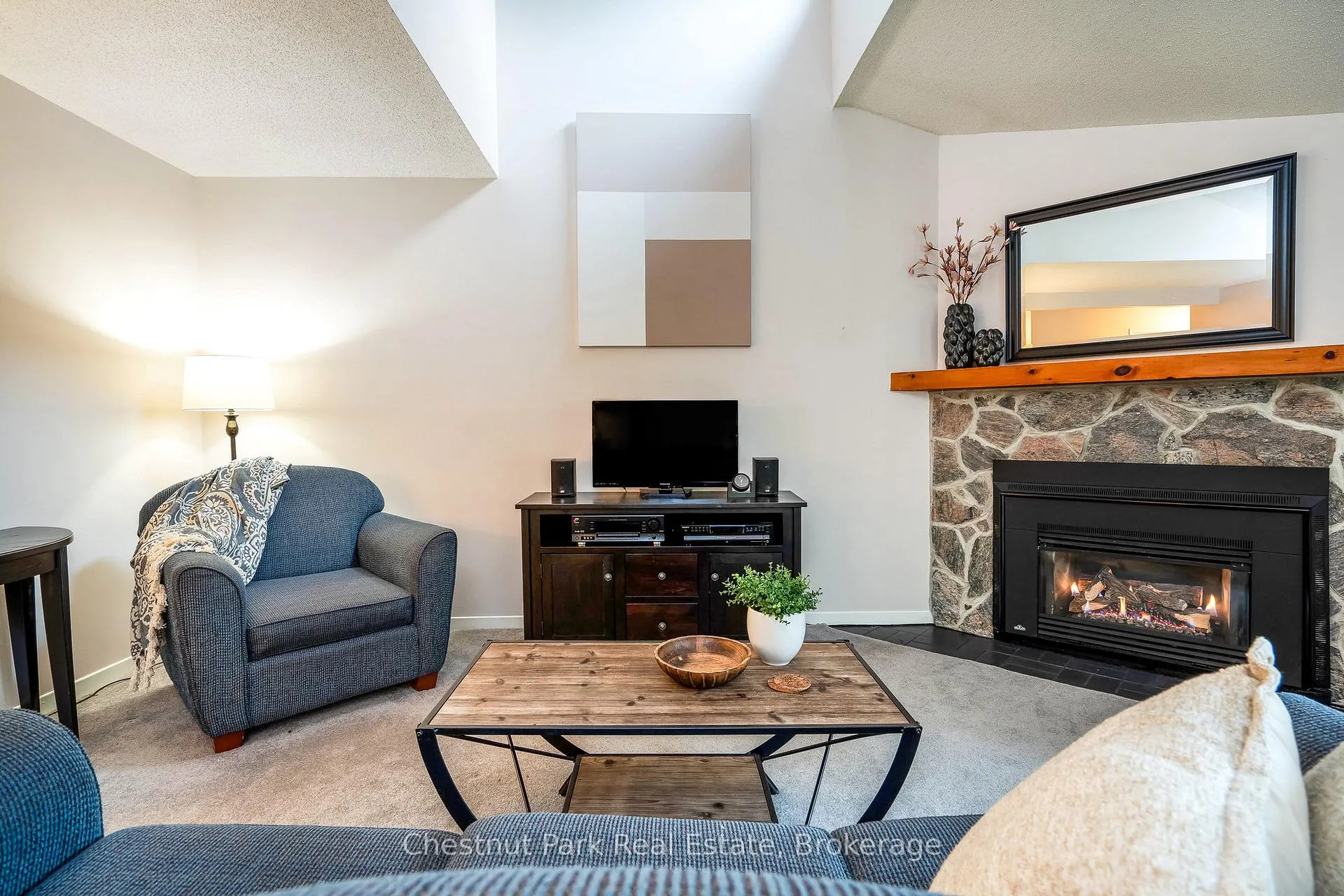 Photo 11 of 29 Trafalgar Road, Collingwood — HOMEH