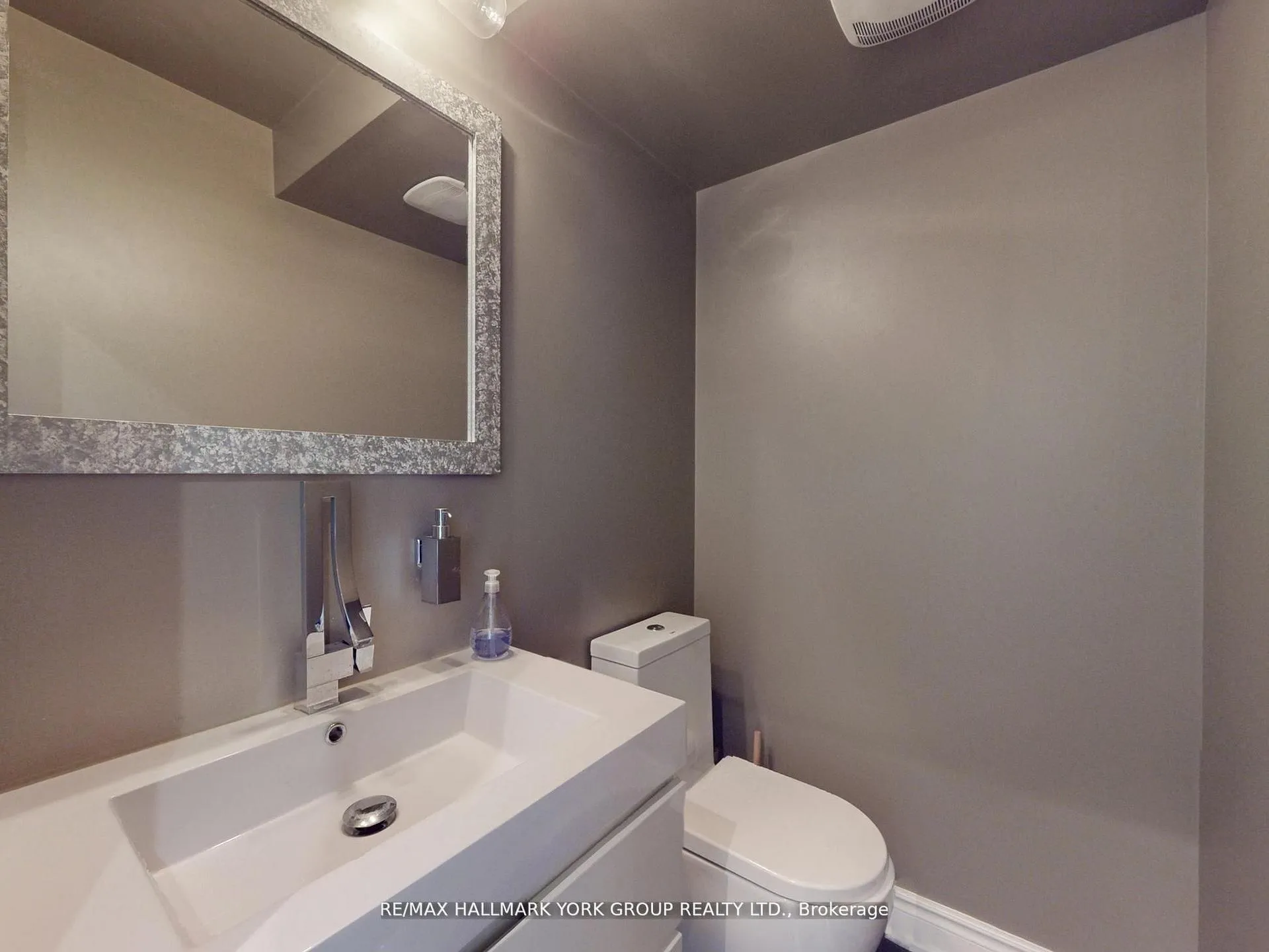 Photo 18 of 139 John West Way, Aurora, Bayview Wellington — HOMEH