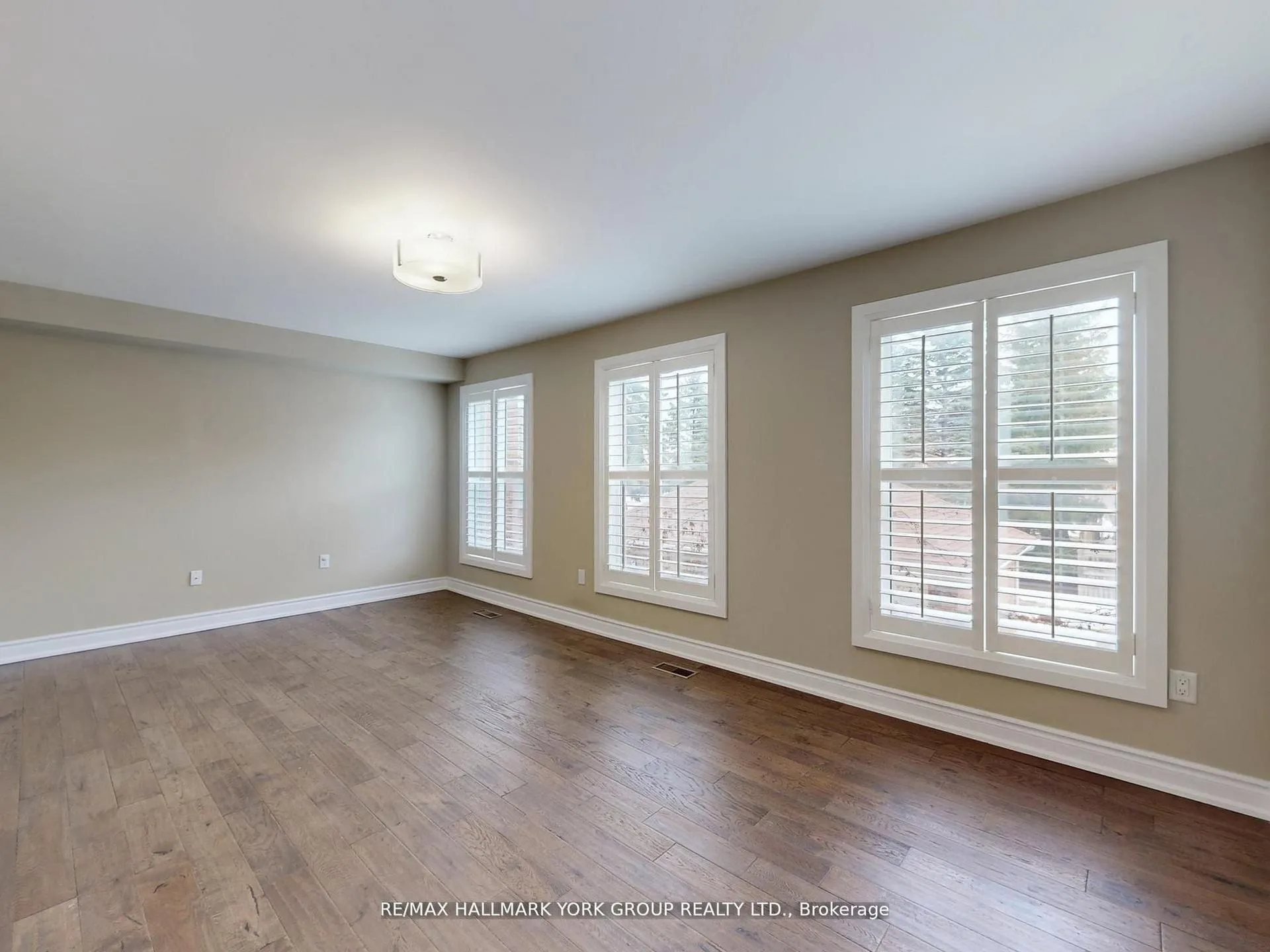 Photo 23 of 139 John West Way, Aurora, Bayview Wellington — HOMEH