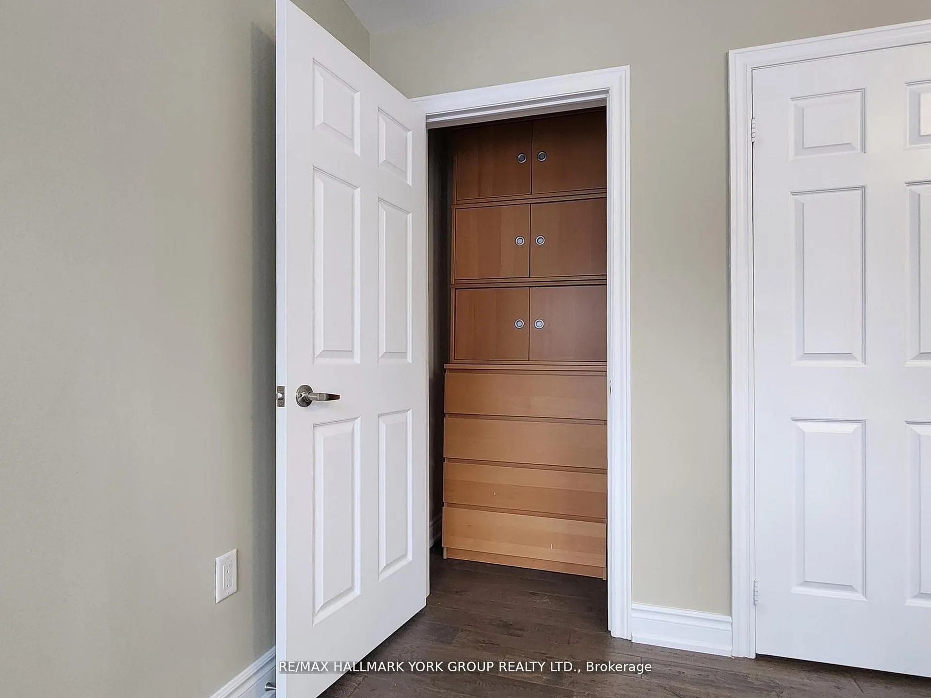 Photo 25 of 139 John West Way, Aurora, Bayview Wellington — HOMEH