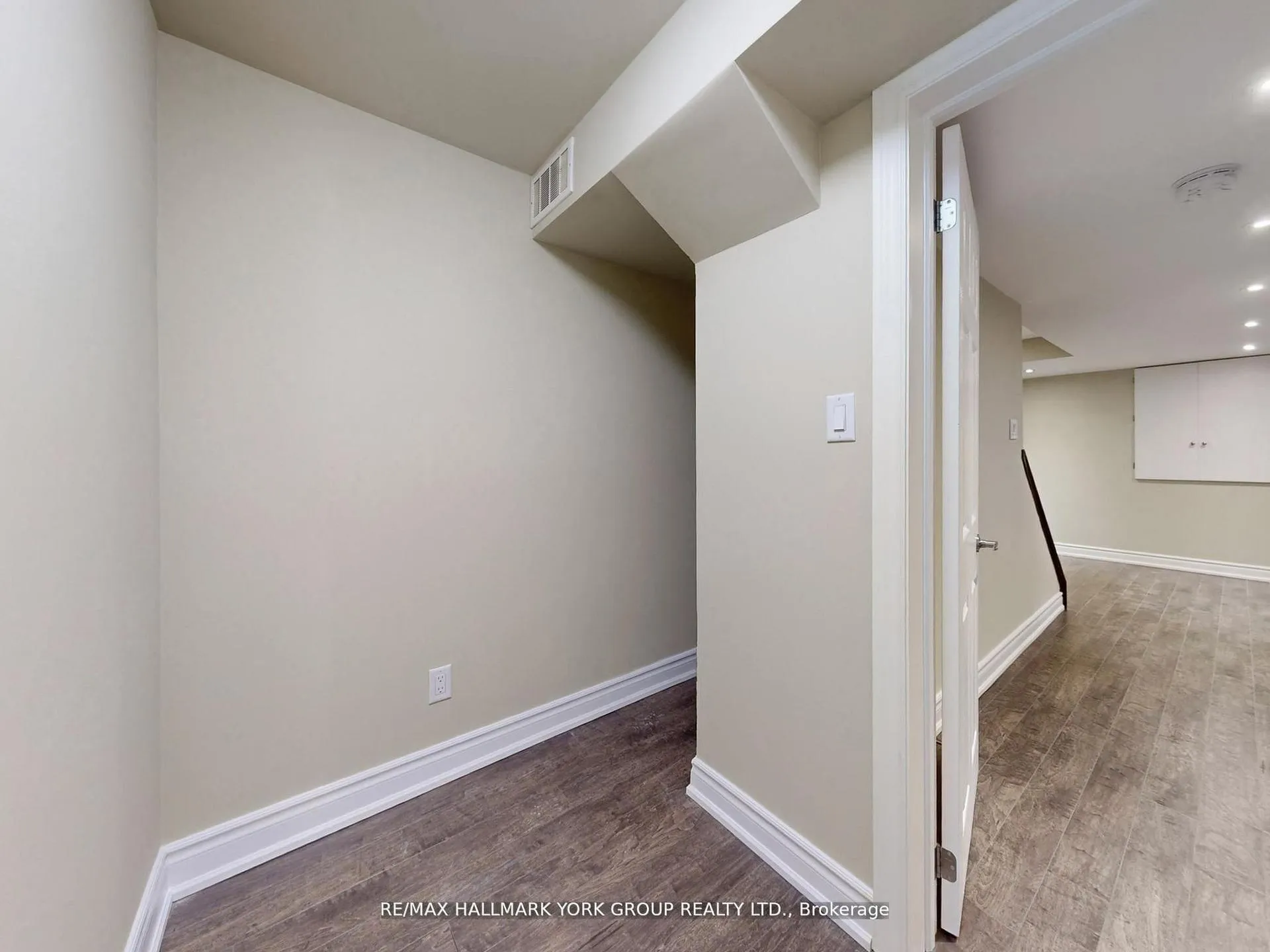 Photo 44 of 139 John West Way, Aurora, Bayview Wellington — HOMEH