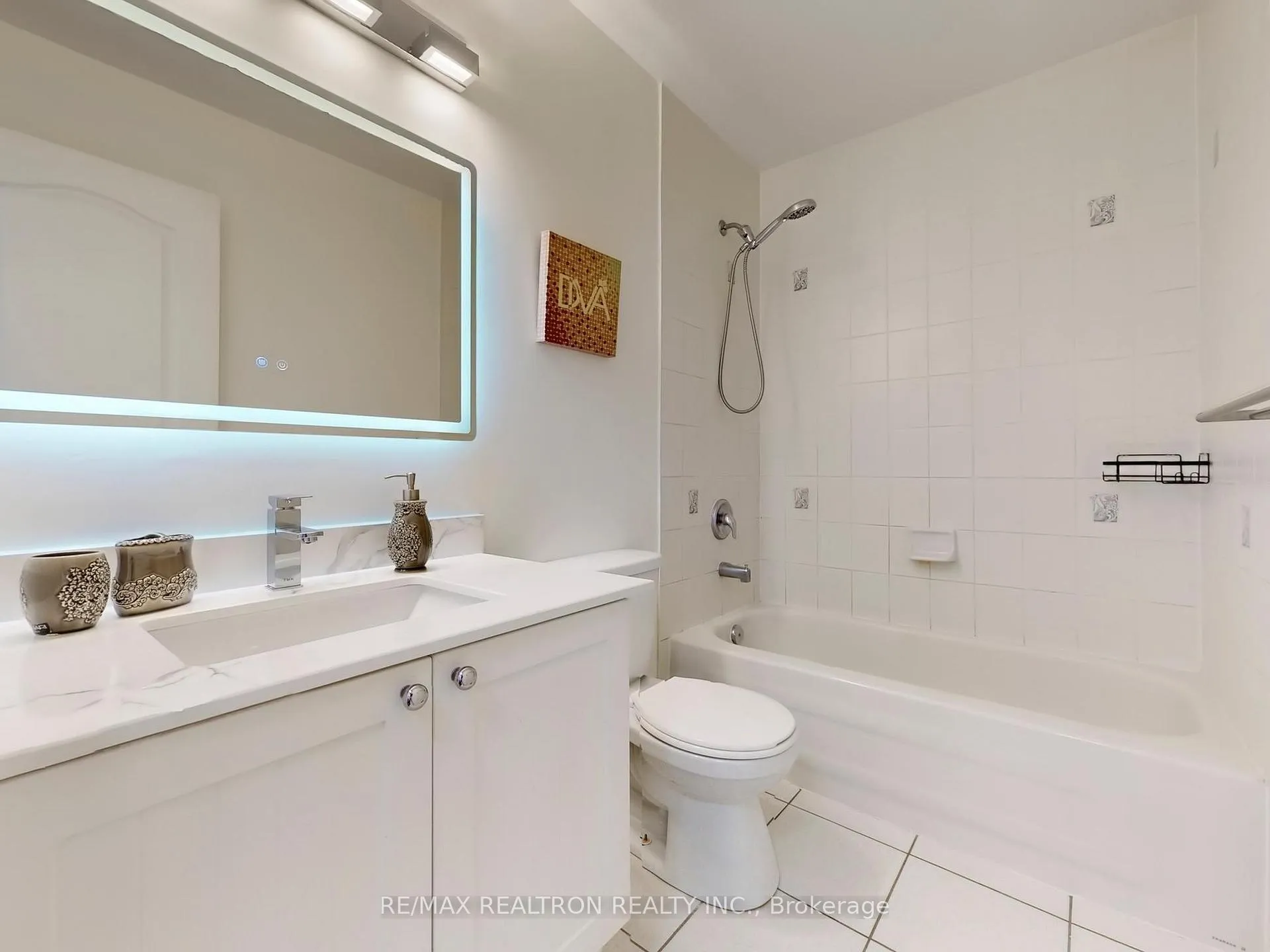 Photo 31 of 4 Wessex Drive, Whitby, Brooklin — HOMEH