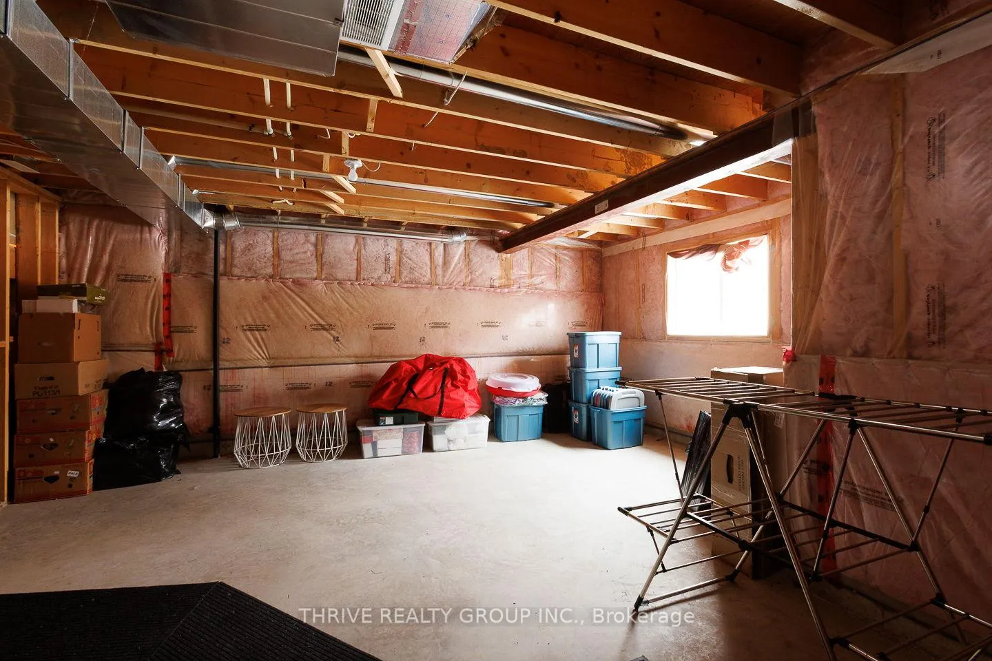 Photo 21 of 33 Abbott Street, Strathroy-Caradoc, SE — HOMEH