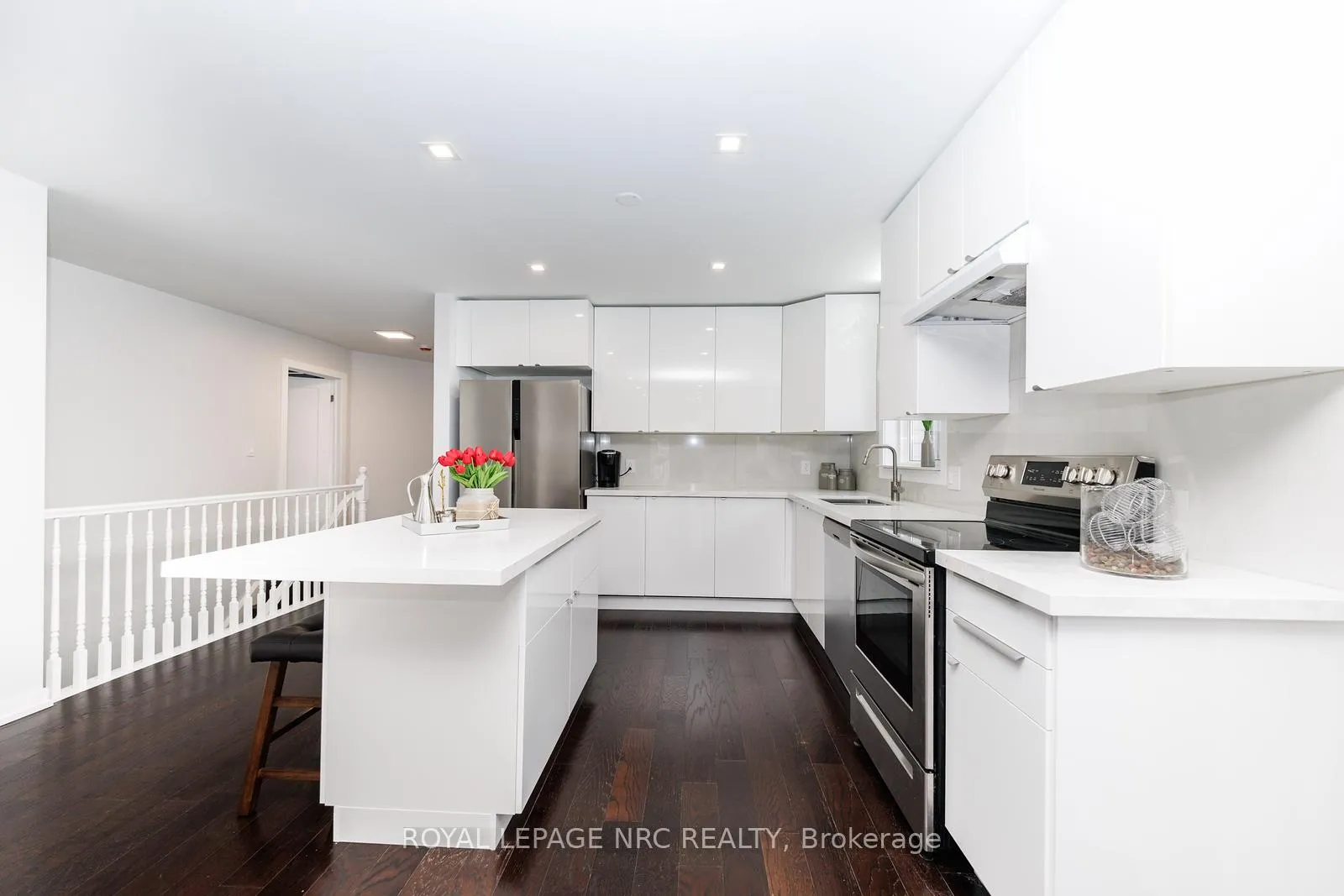 Photo 7 of 4A Wood Street, St. Catharines, Fairview — HOMEH