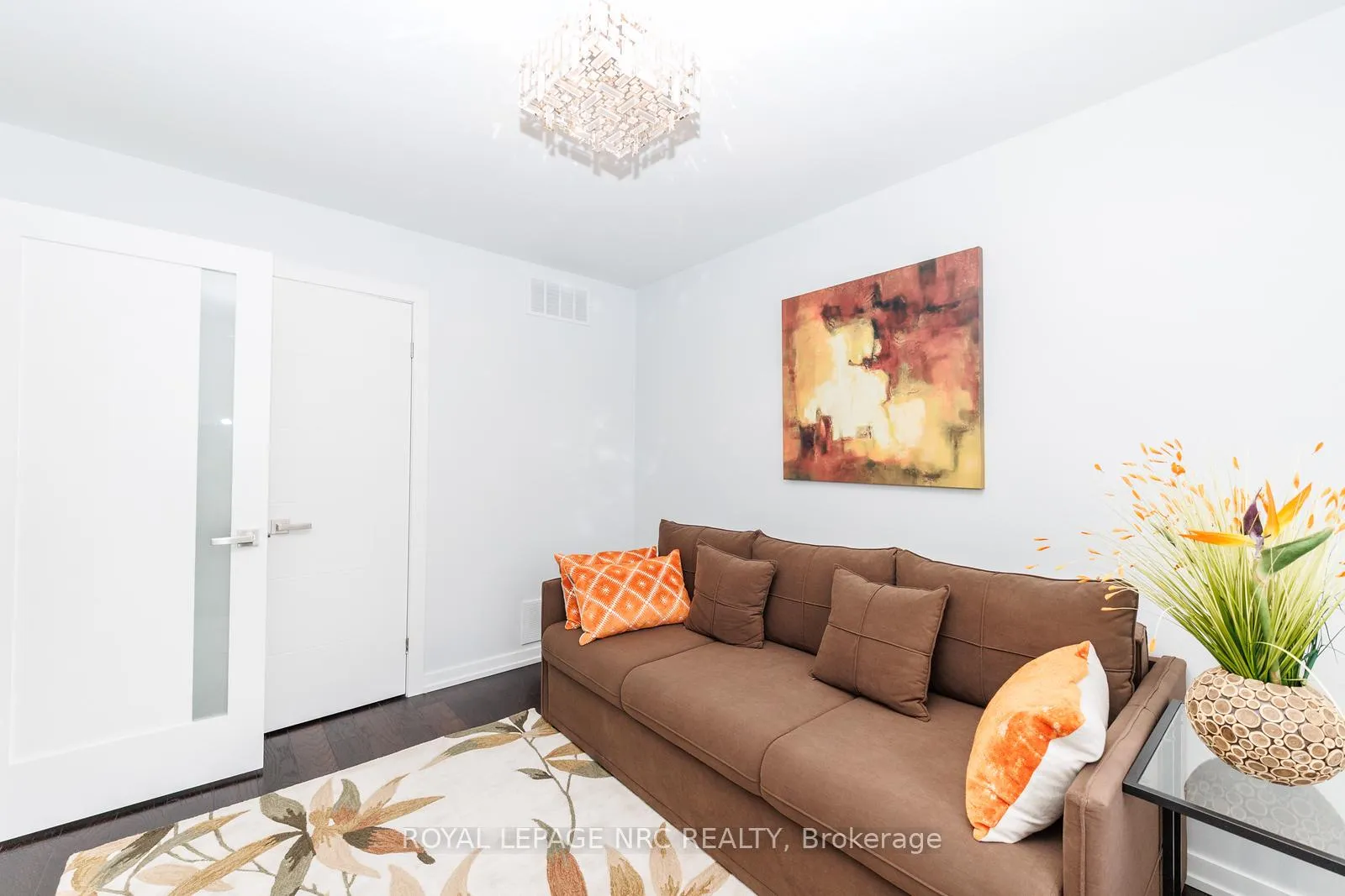 Photo 11 of 4A Wood Street, St. Catharines, Fairview — HOMEH