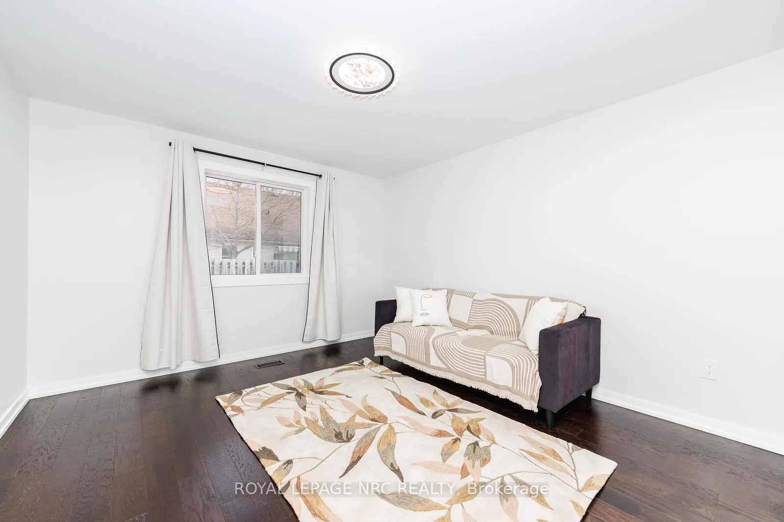 Photo 18 of 4A Wood Street, St. Catharines, Fairview — HOMEH