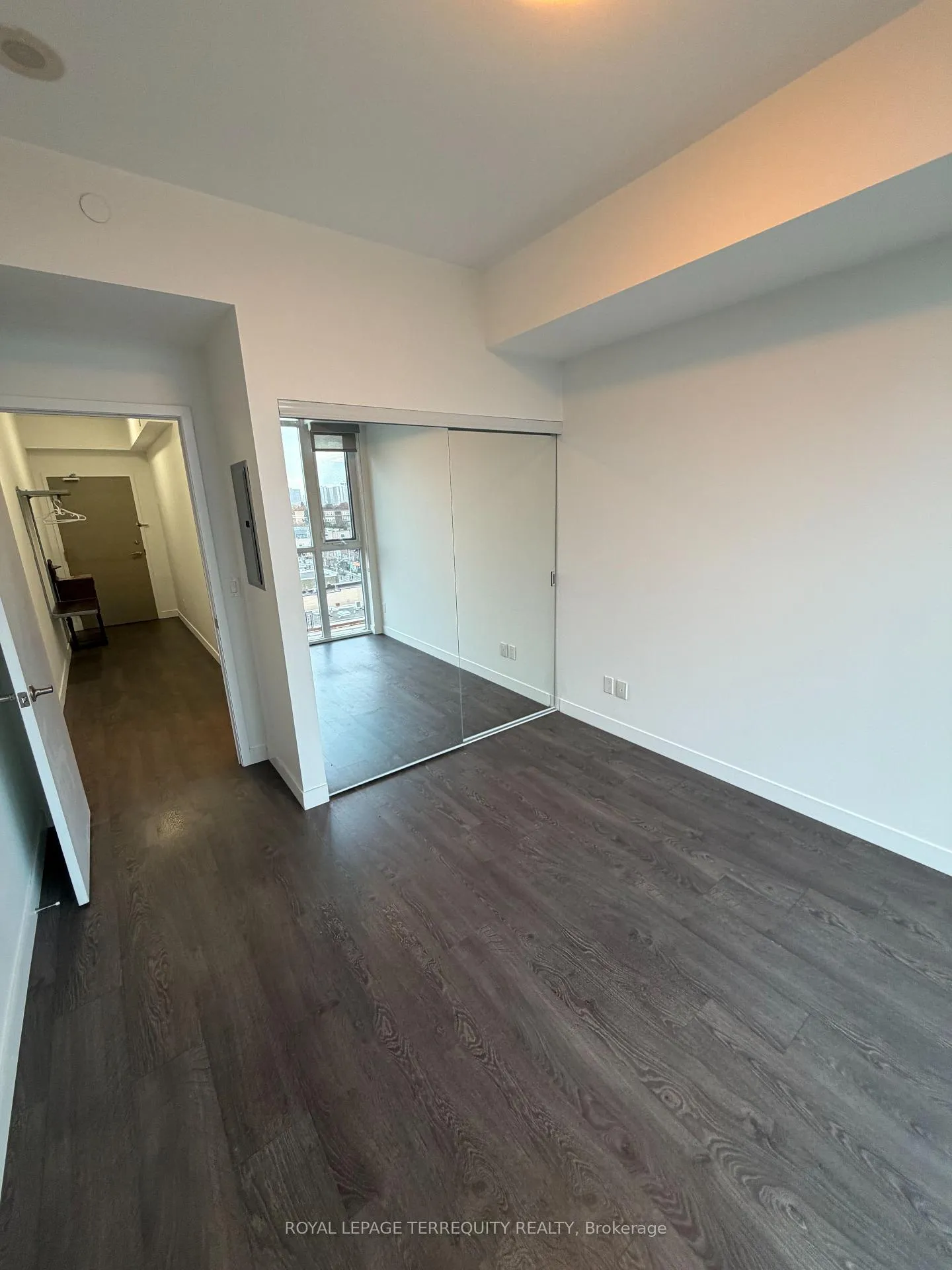 Photo 2 of Unit 910, 2055 Danforth Avenue, Toronto, Woodbine Corridor — HOMEH