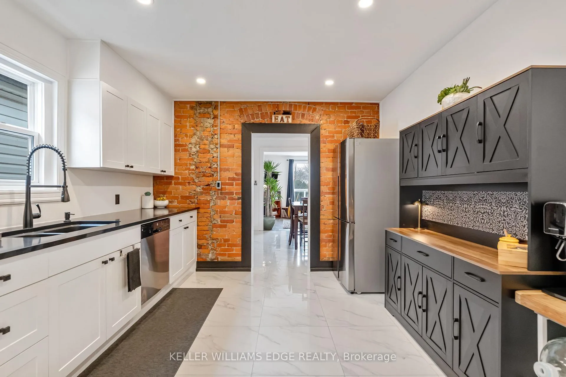 Photo 13 of 188 Bay Street N, Hamilton, Central — HOMEH