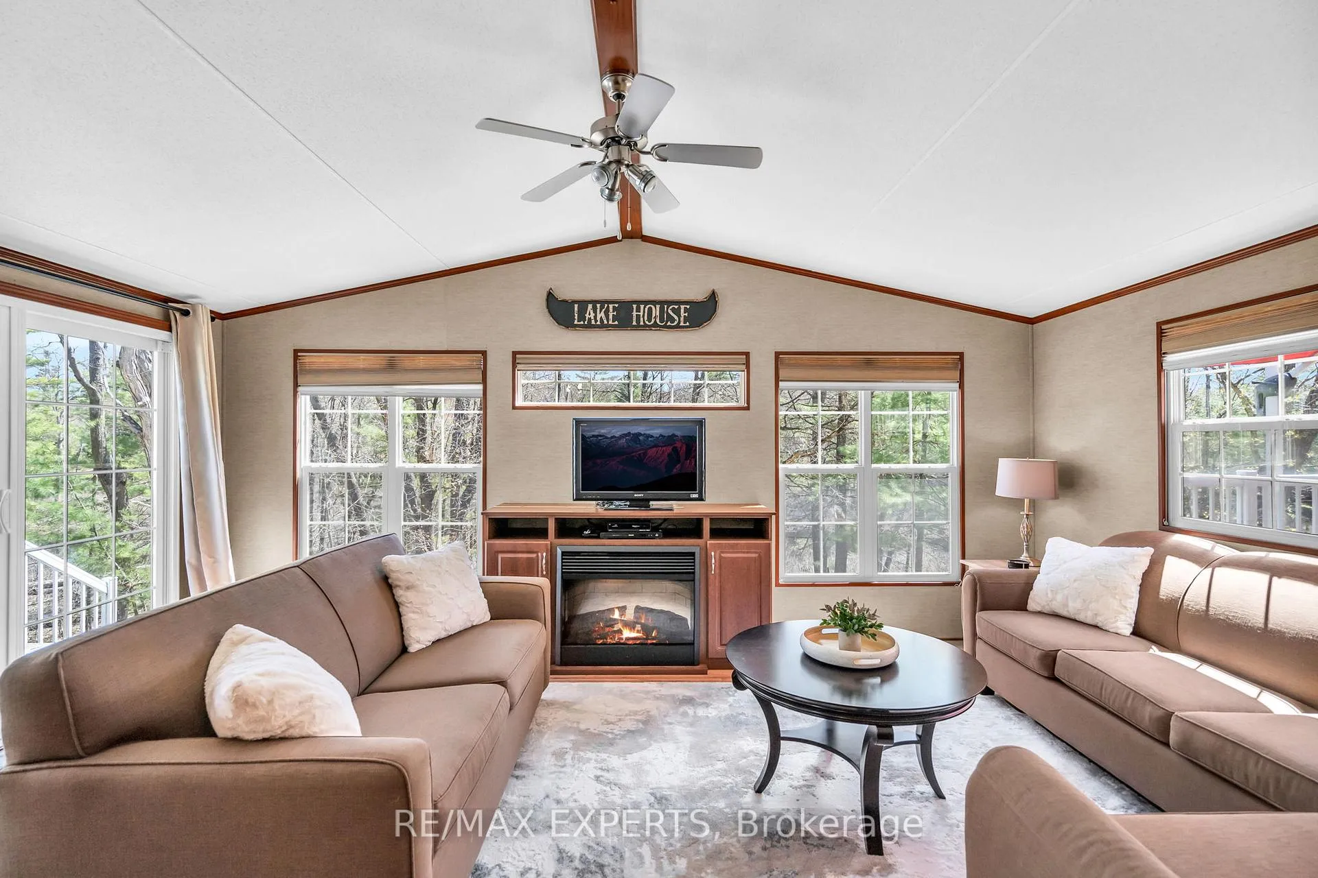 Photo 1 of Unit 8, 1336 S Morrison Lake Road, Gravenhurst, Wood (Gravenhurst) — HOMEH