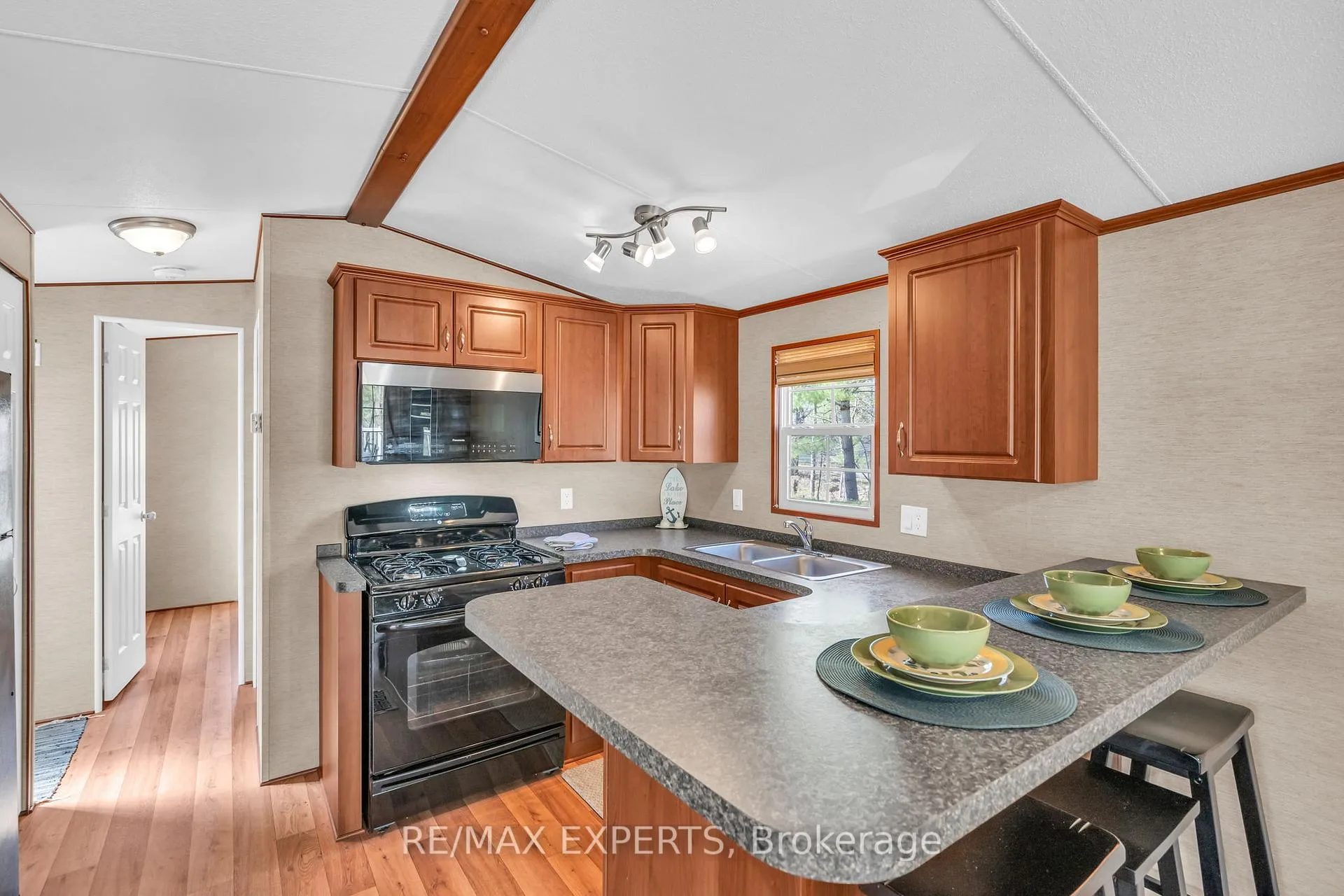 Photo 10 of Unit 8, 1336 S Morrison Lake Road, Gravenhurst, Wood (Gravenhurst) — HOMEH