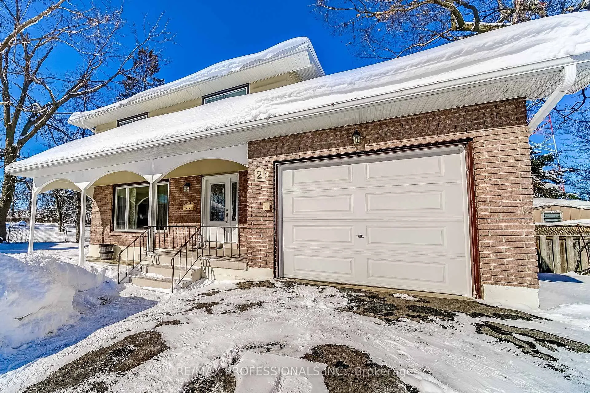 Photo 4 of 2 Agnes Street, Barrie, Wellington — HOMEH
