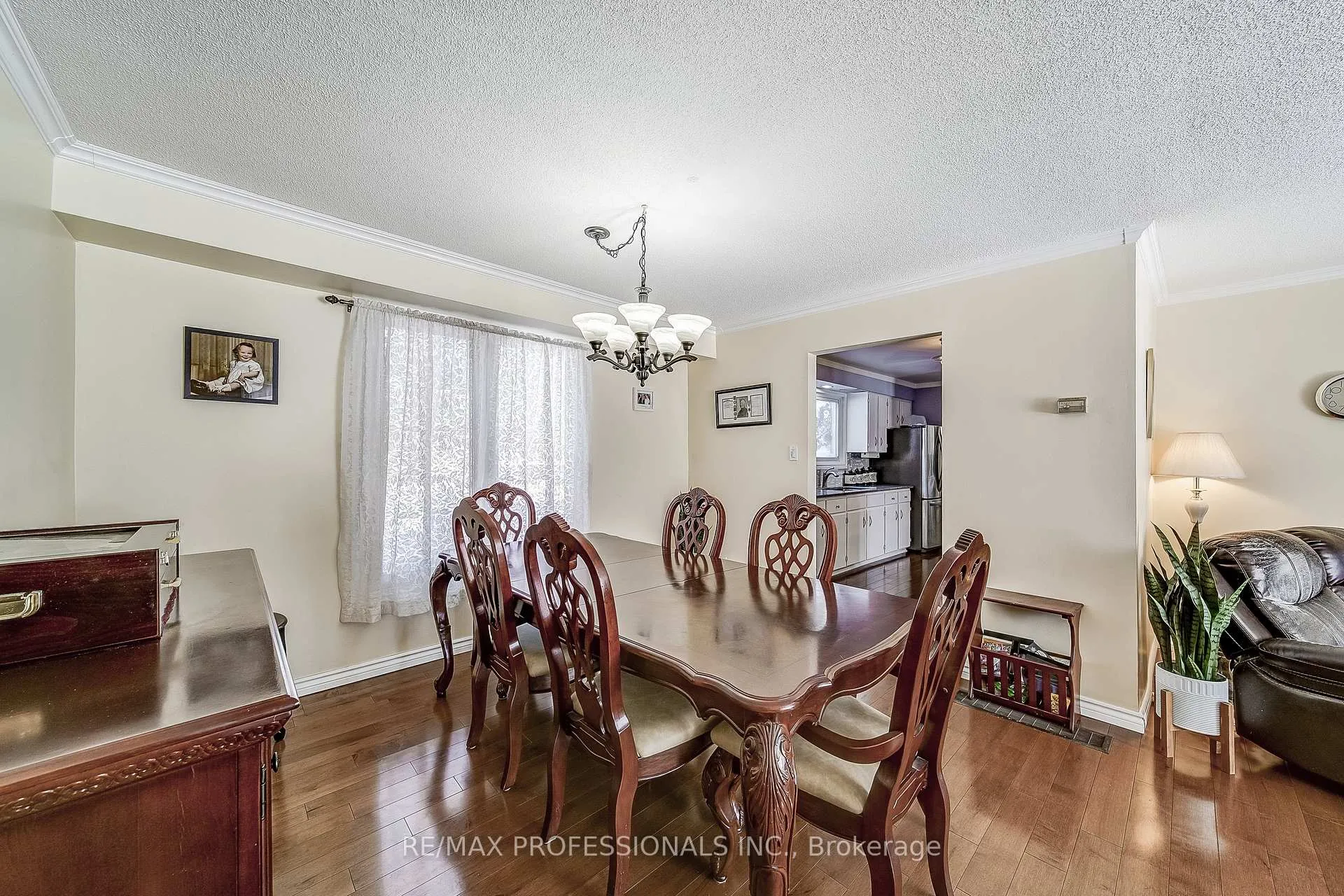 Photo 10 of 2 Agnes Street, Barrie, Wellington — HOMEH