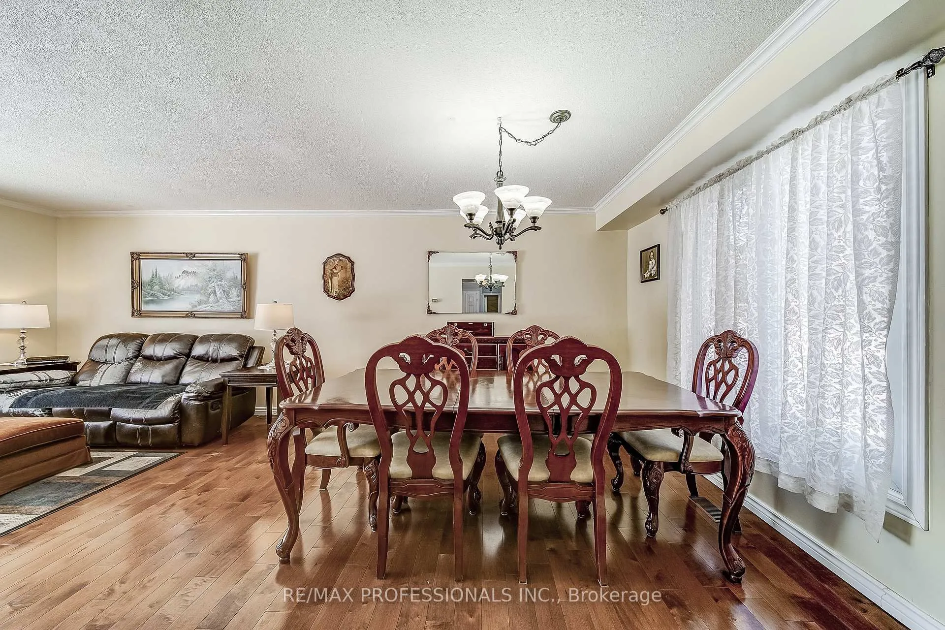 Photo 11 of 2 Agnes Street, Barrie, Wellington — HOMEH
