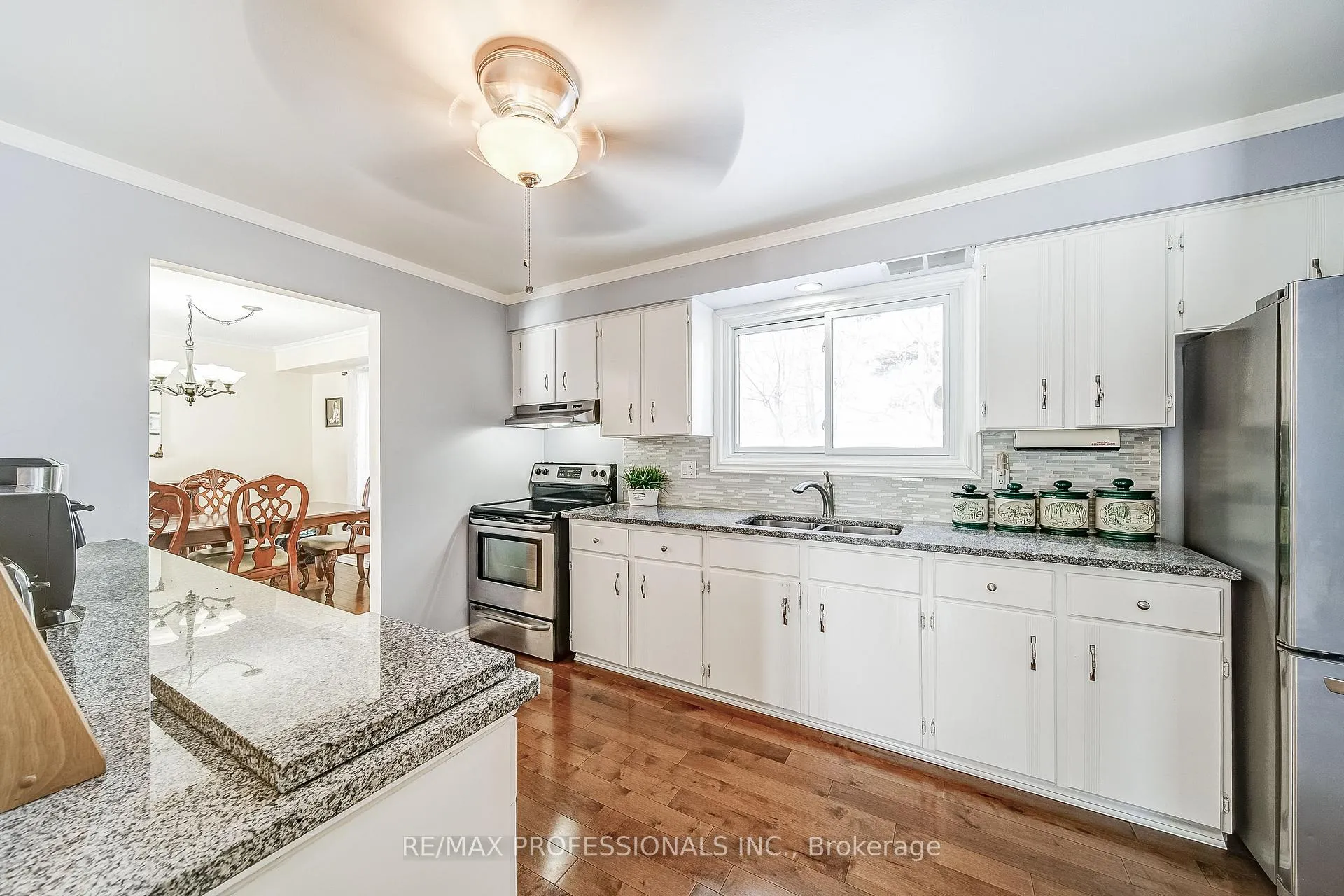 Photo 14 of 2 Agnes Street, Barrie, Wellington — HOMEH