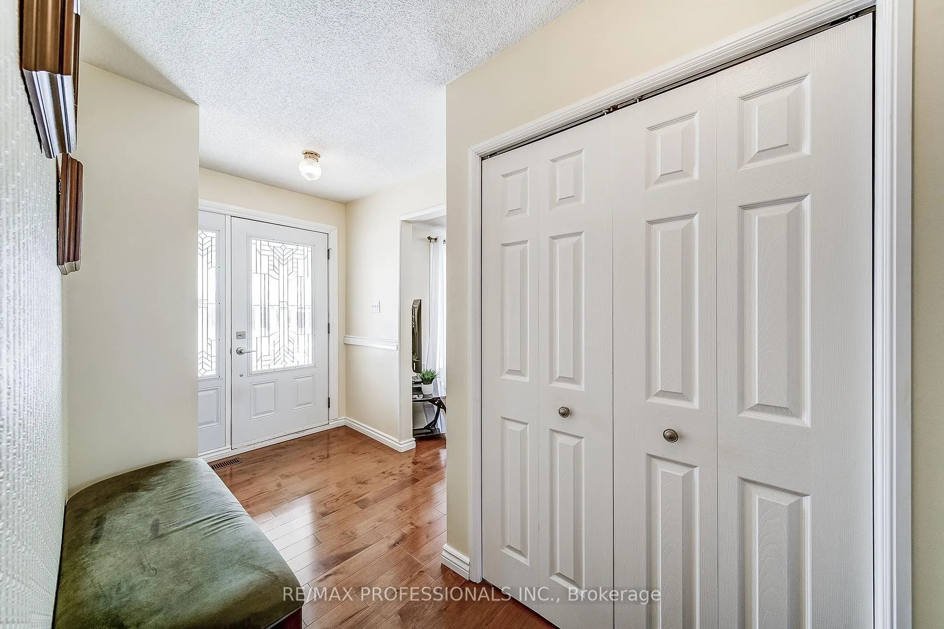 Photo 16 of 2 Agnes Street, Barrie, Wellington — HOMEH