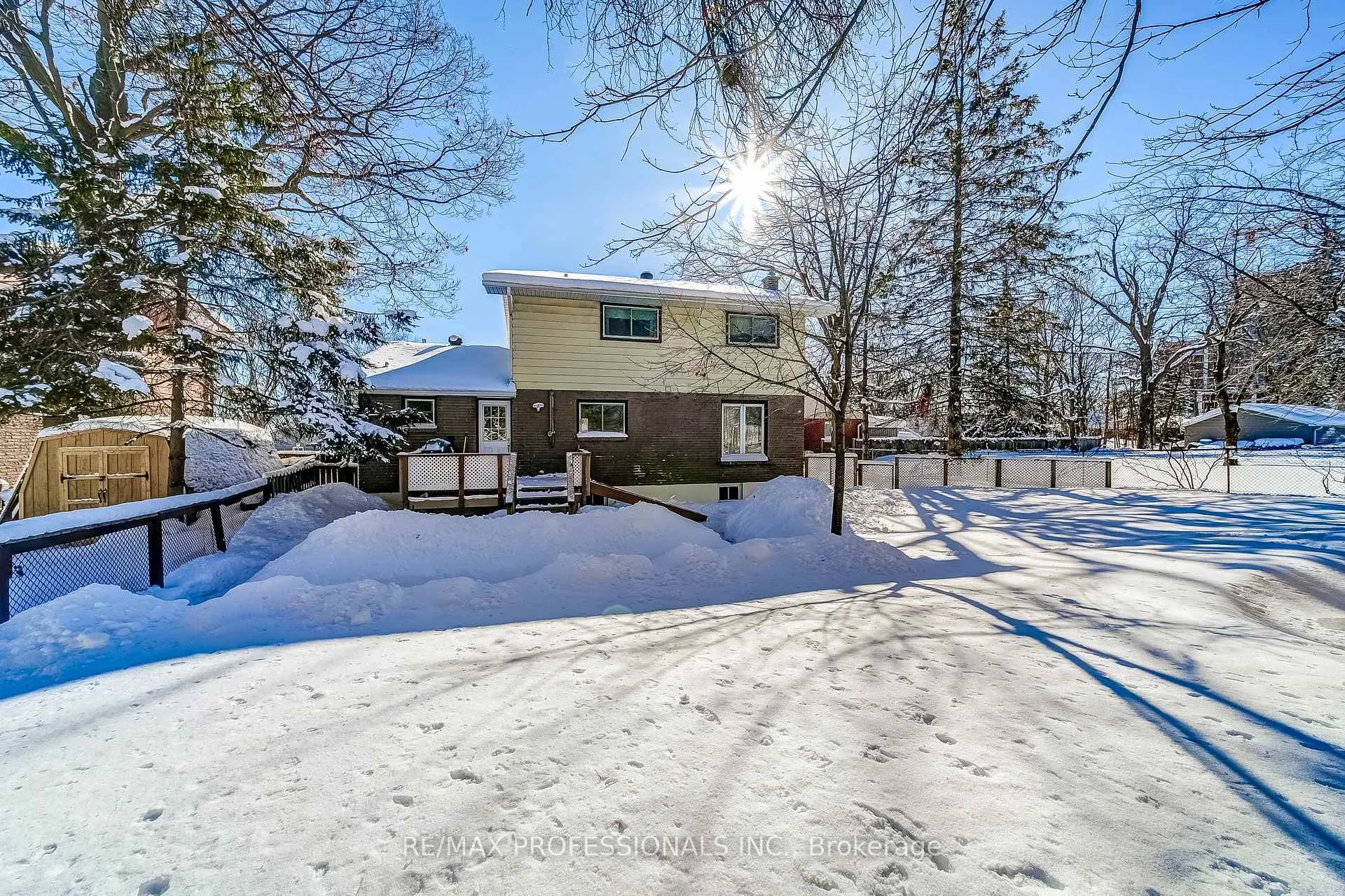 Photo 40 of 2 Agnes Street, Barrie, Wellington — HOMEH