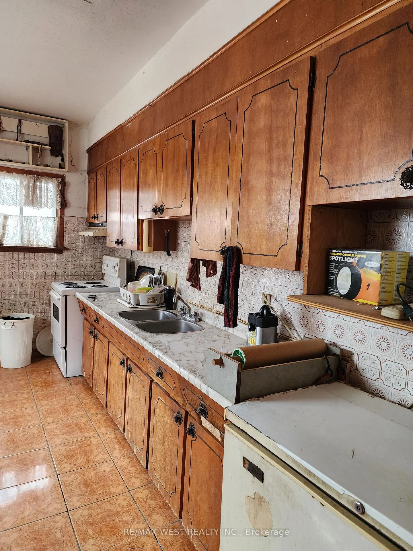 Photo 6 of 415 Symington Avenue, Toronto, Weston-Pellam Park — HOMEH