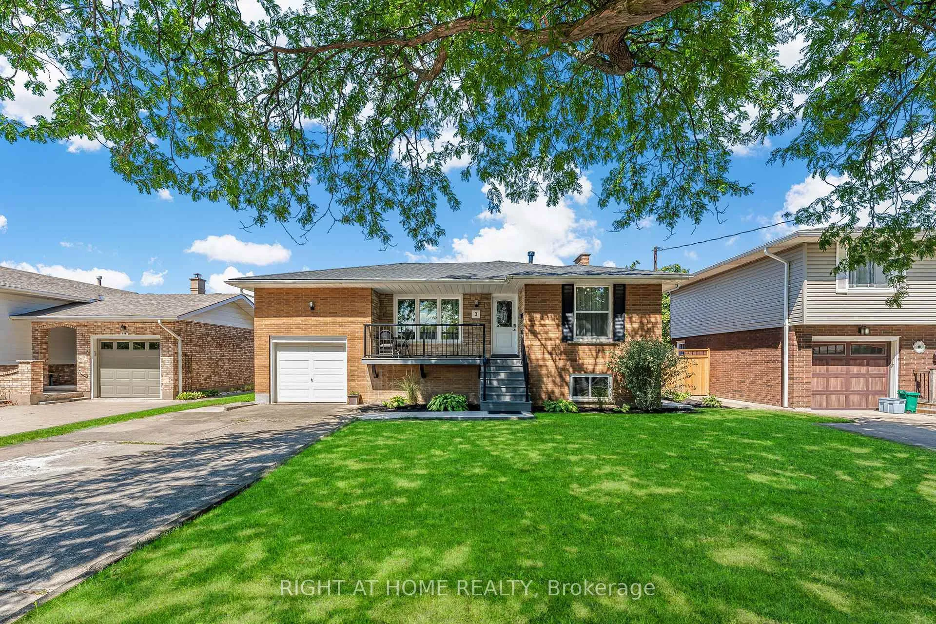Photo 1 of 3 Baraniuk Street, St. Catharines, Lakeport — HOMEH