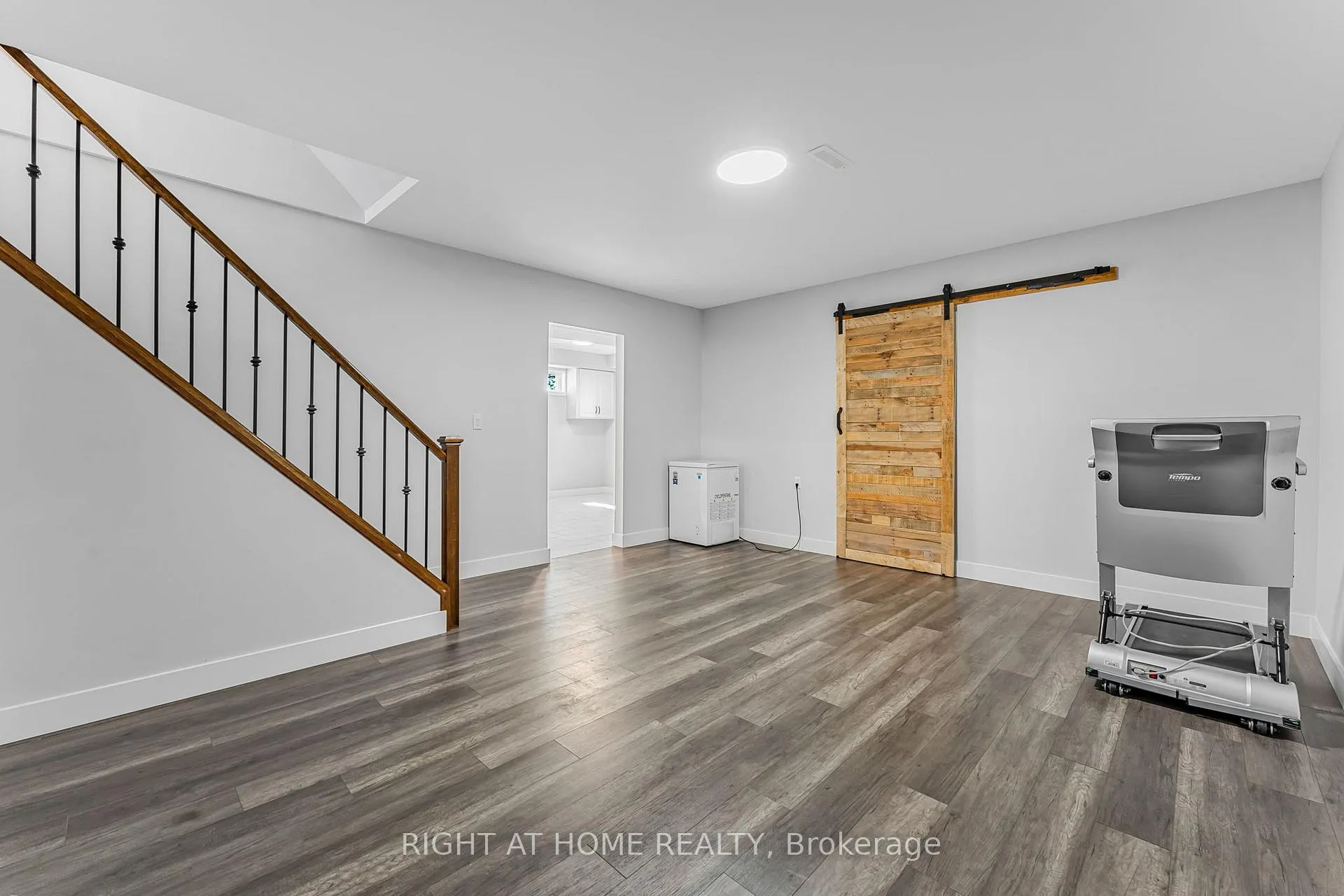 Photo 25 of 3 Baraniuk Street, St. Catharines, Lakeport — HOMEH