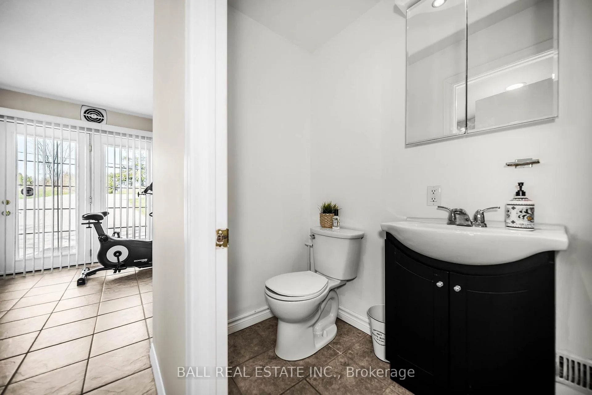 Photo 16 of 1749 Young's Point Road, Selwyn — HOMEH