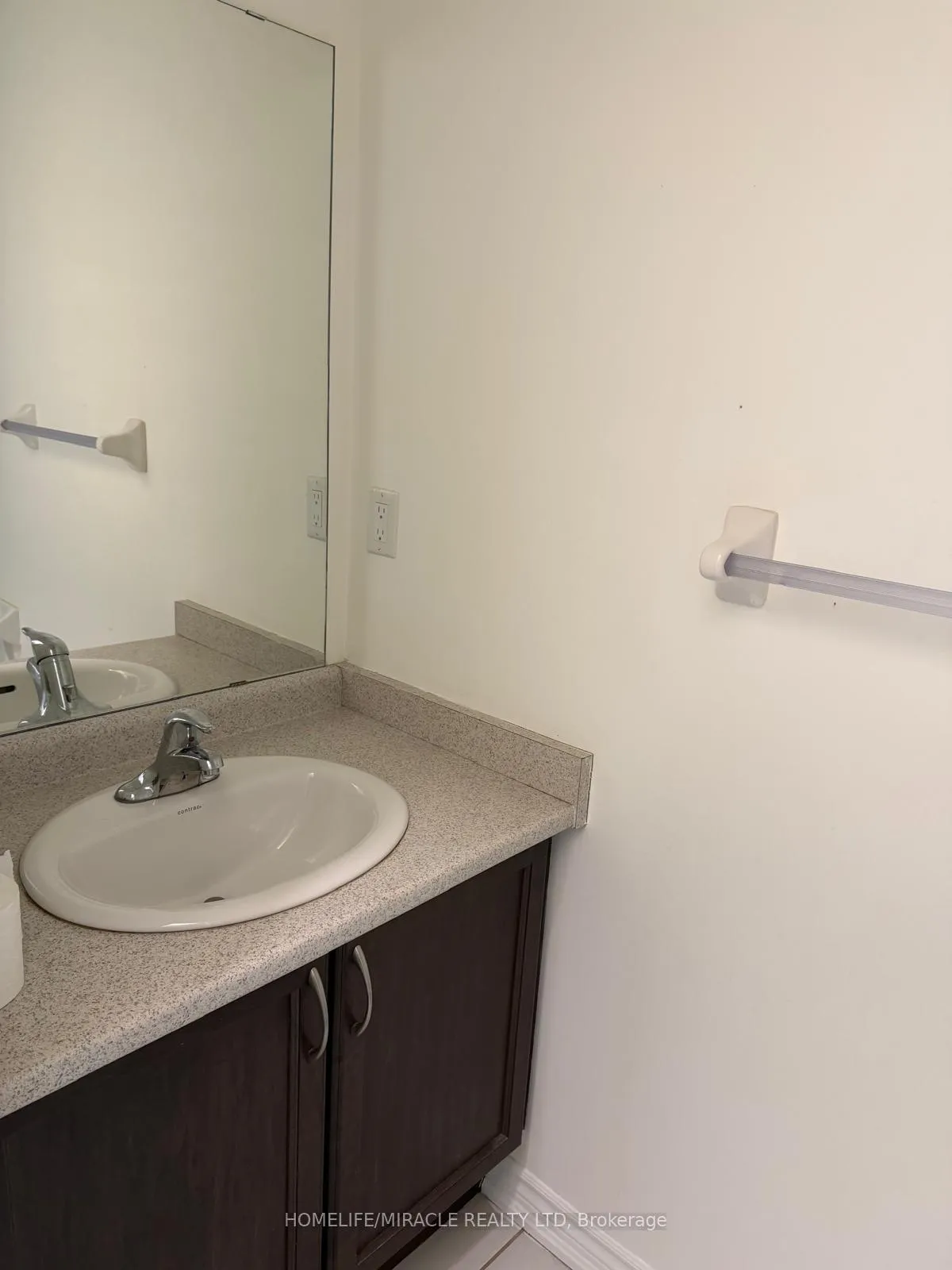 Photo 11 of 6 Maynada Road, Brampton, Northwest Brampton — HOMEH