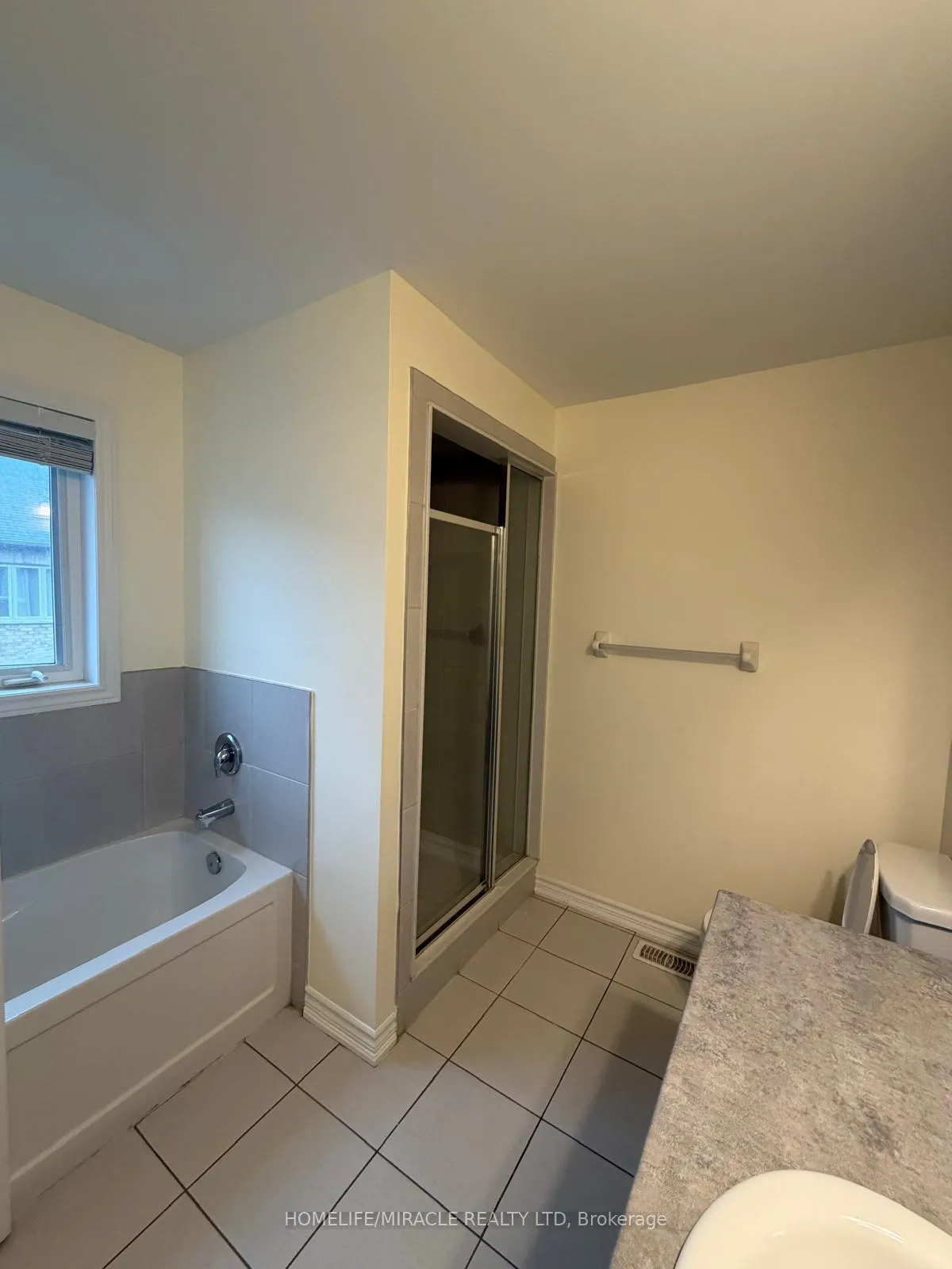 Photo 18 of 6 Maynada Road, Brampton, Northwest Brampton — HOMEH